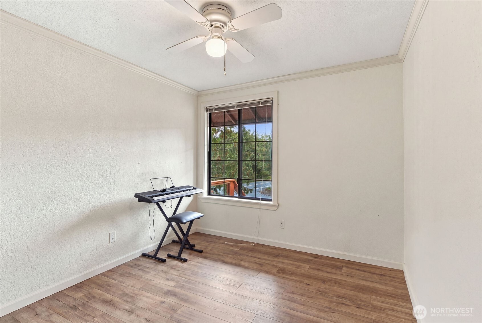 10429 10th Place Property Photo 18