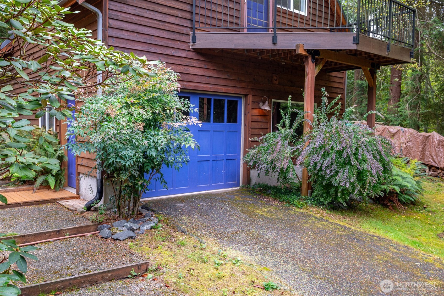 411 Puget Drive Property Photo 26