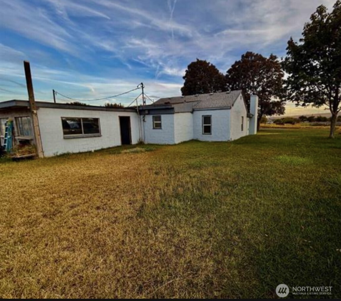 206504 E Bryson Brown Road Property Photo 2