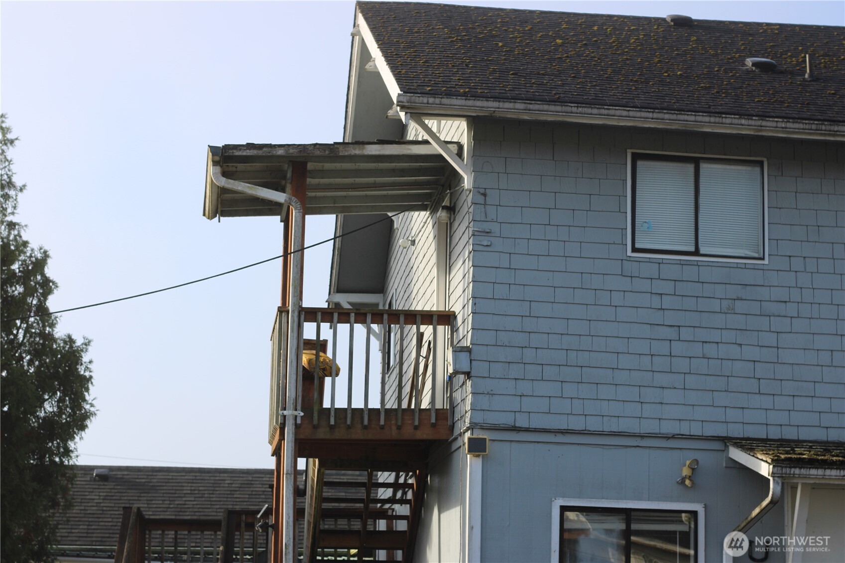 626 Monroe St Property Photo 5