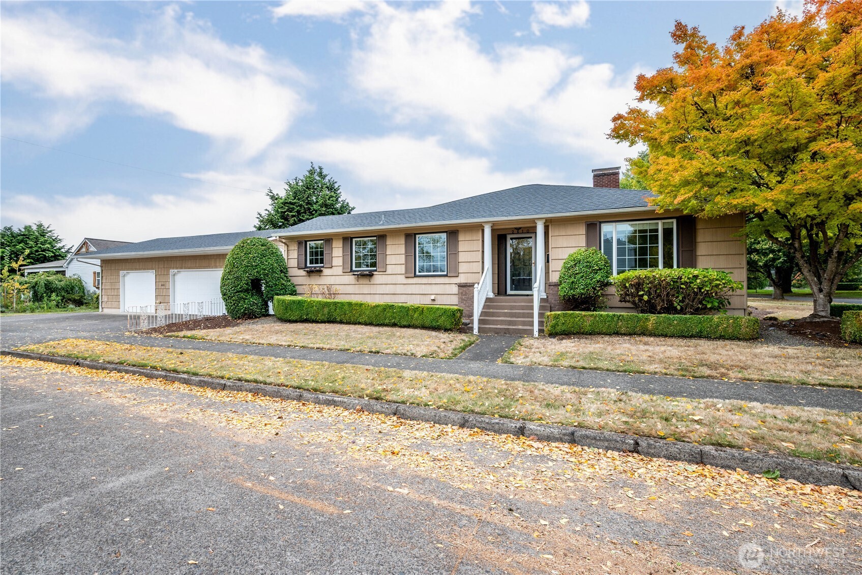 2610 Field Street Property Photo 2