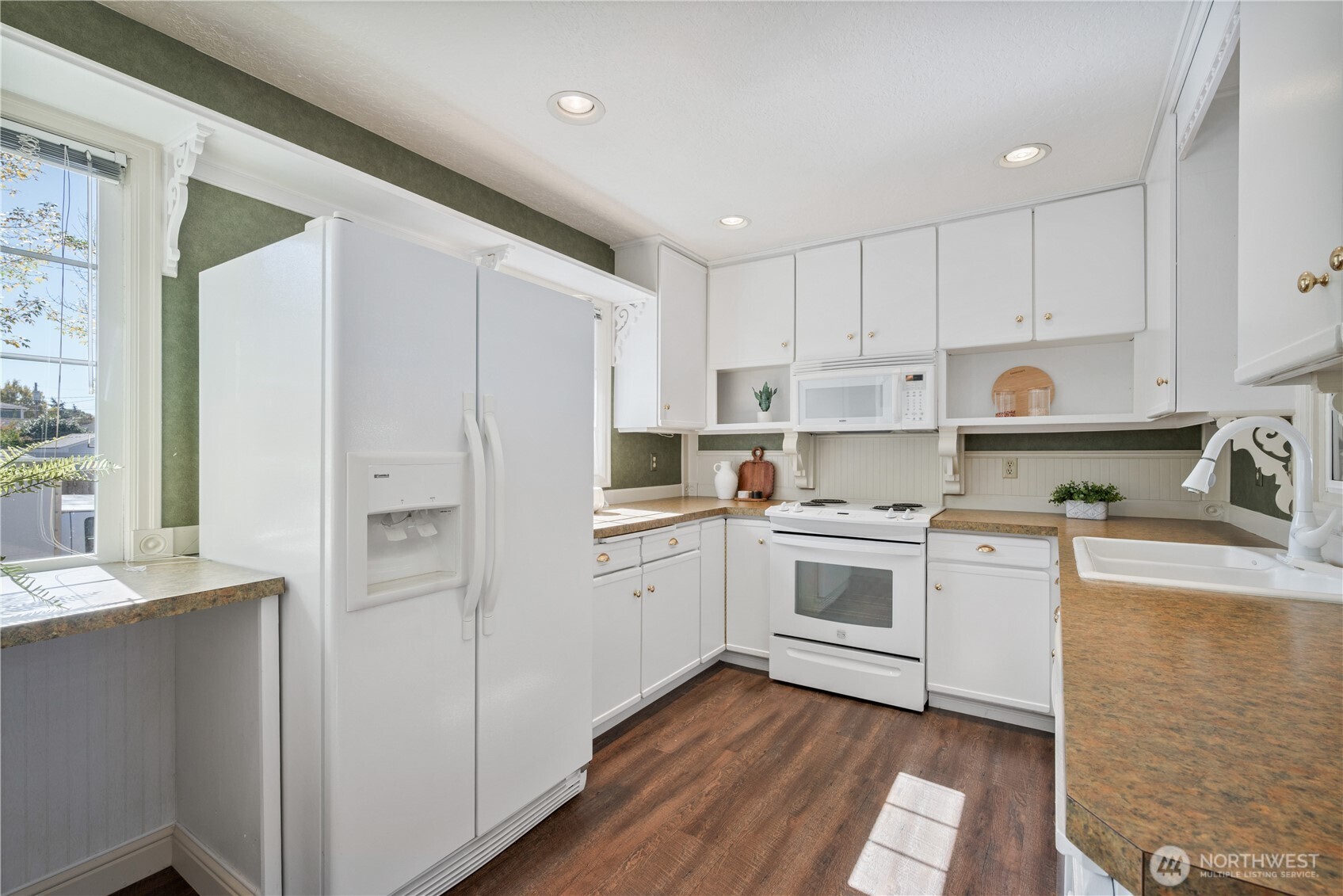 2610 Field Street Property Photo 10