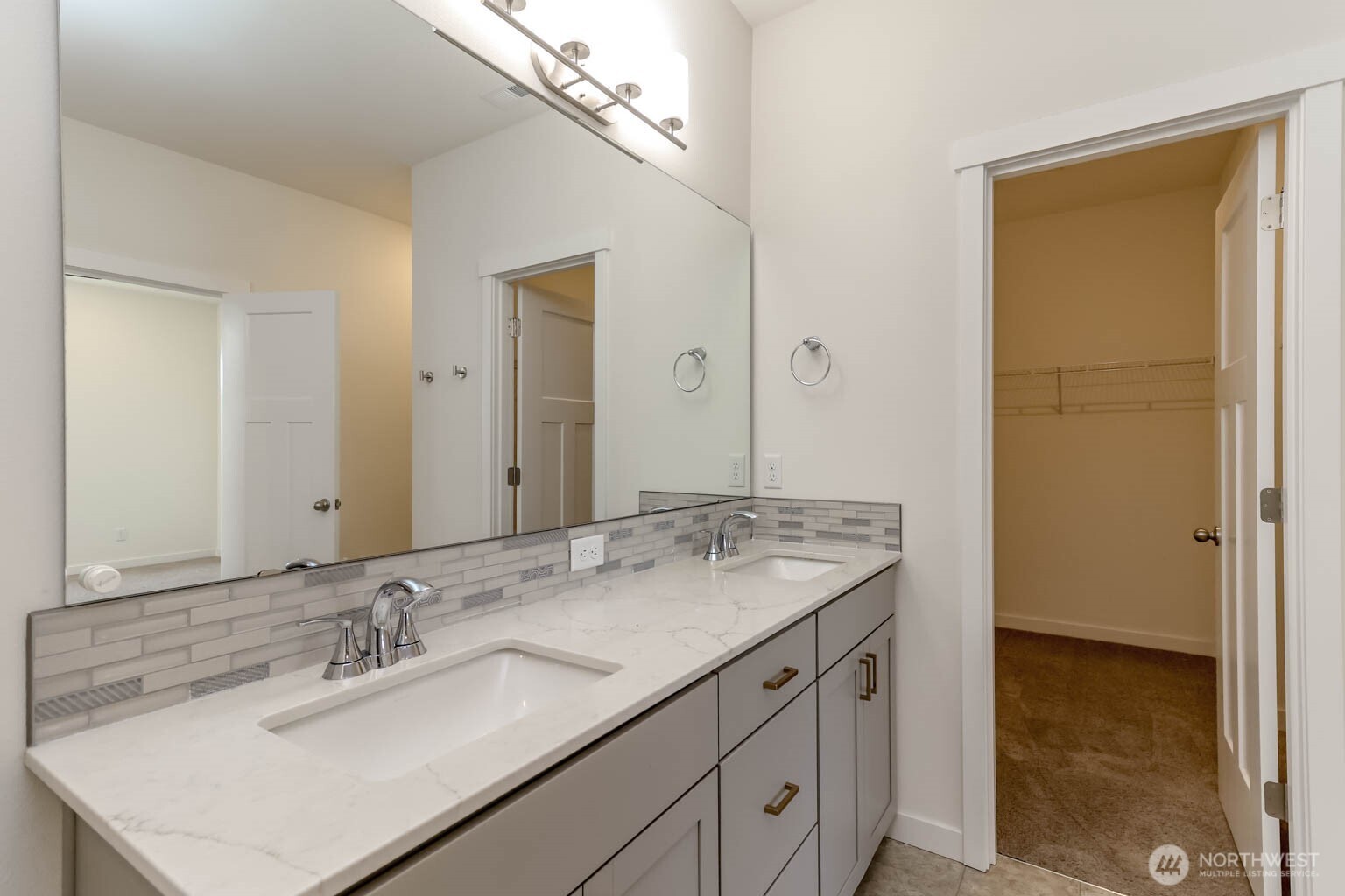 12701 177th Avenue Property Photo 9