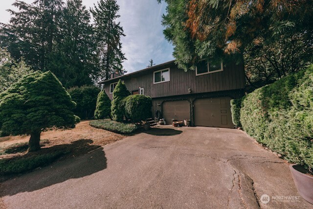 19311 59th Place Property Photo 1