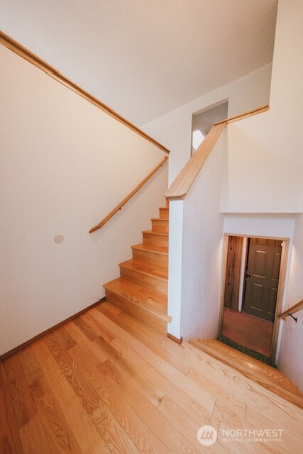 19311 59th Place Property Photo 3