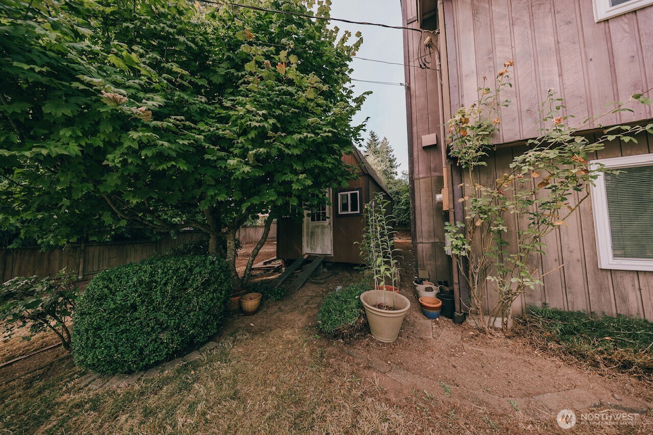 19311 59th Place Property Photo 10