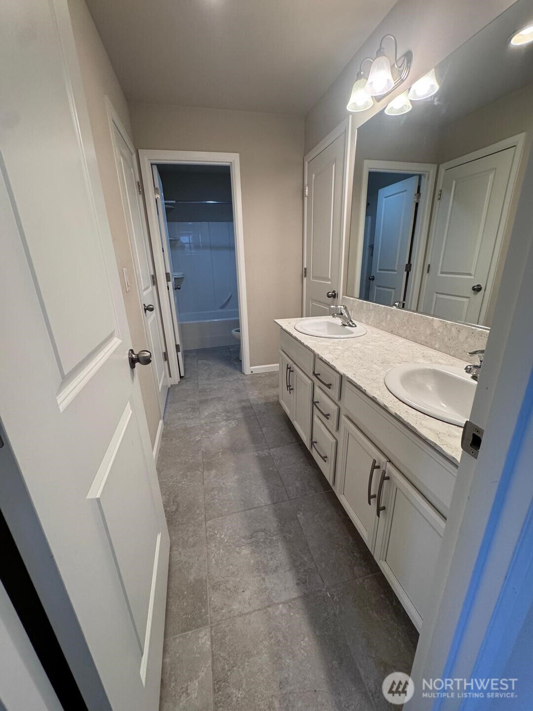519 Birchwood Drive Property Photo 16