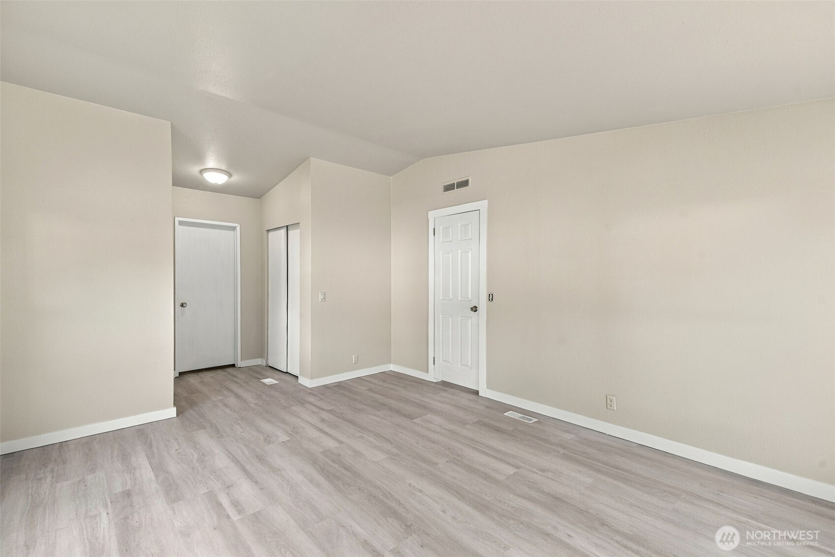 2019 349th Street 4 Property Photo 10