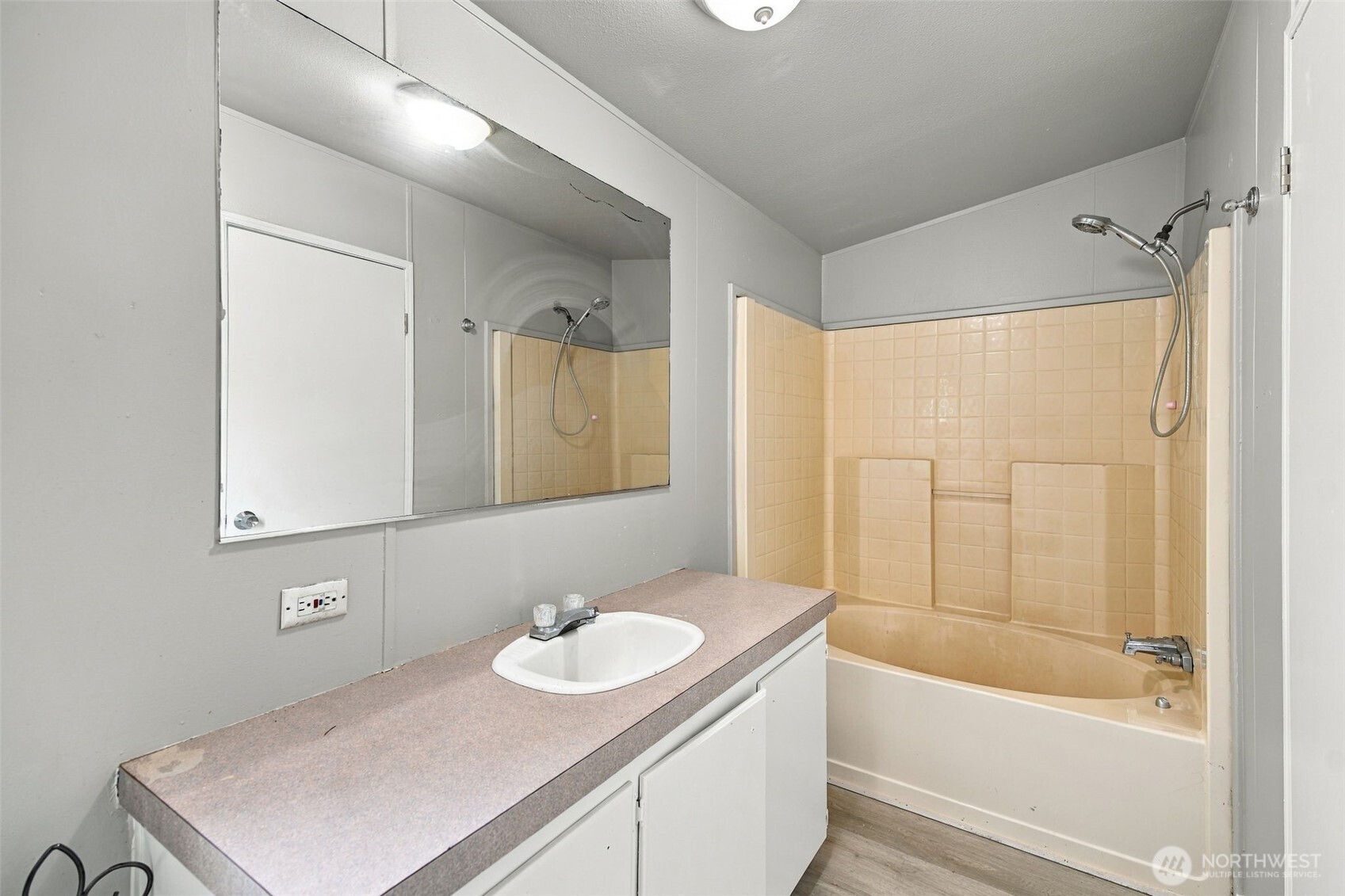 2019 349th Street 4 Property Photo 13