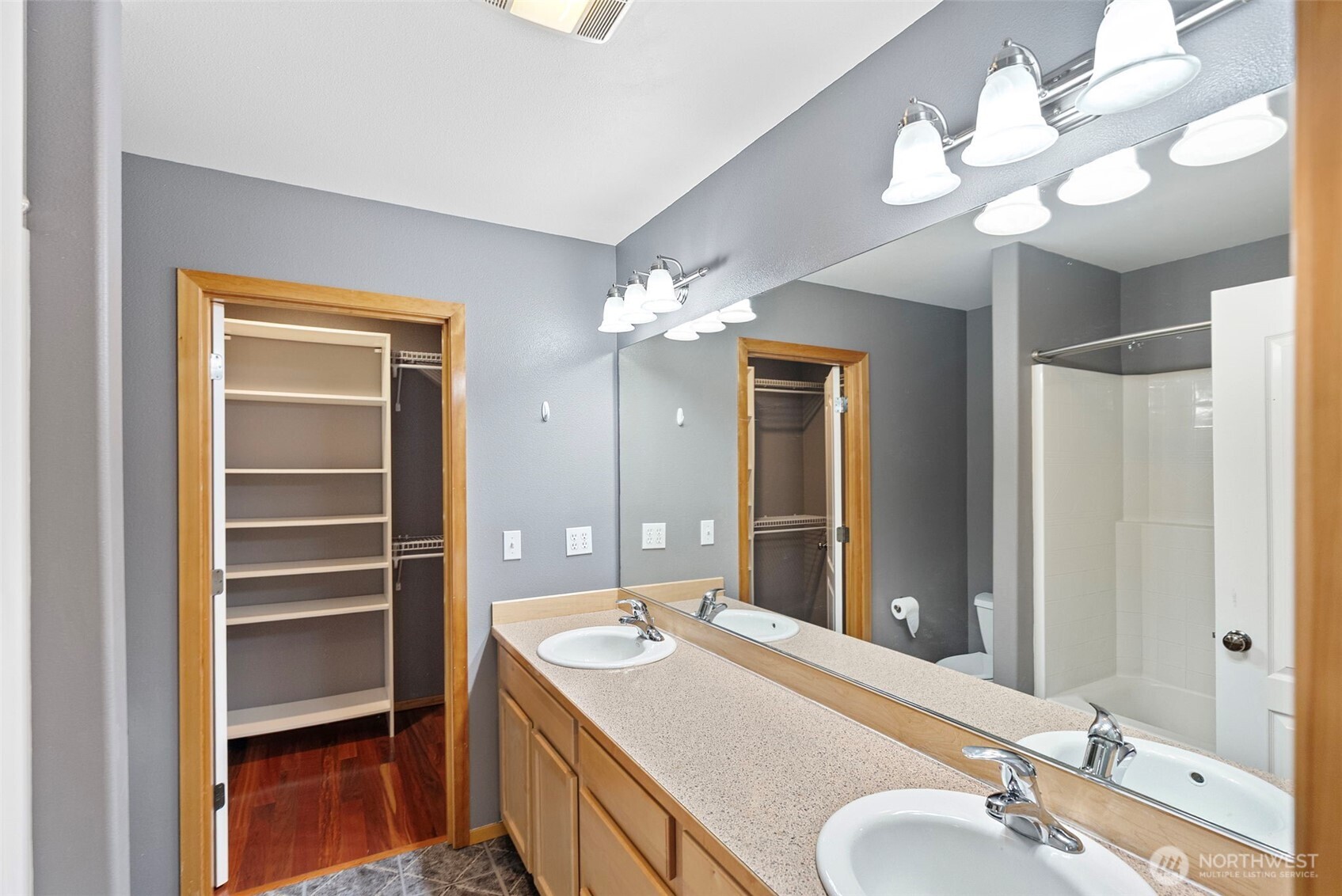 1673 Bayview Drive Property Photo 22