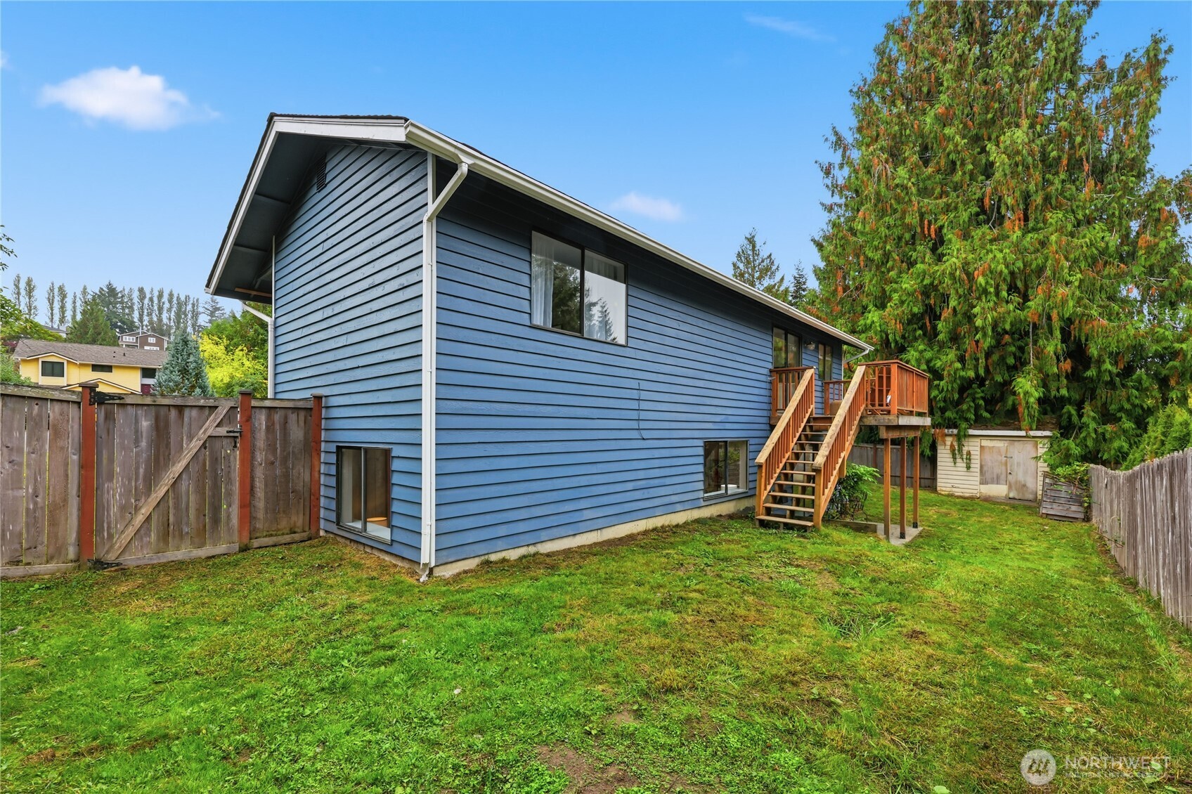 1414 Ne Rygg Court Property Photo 36
