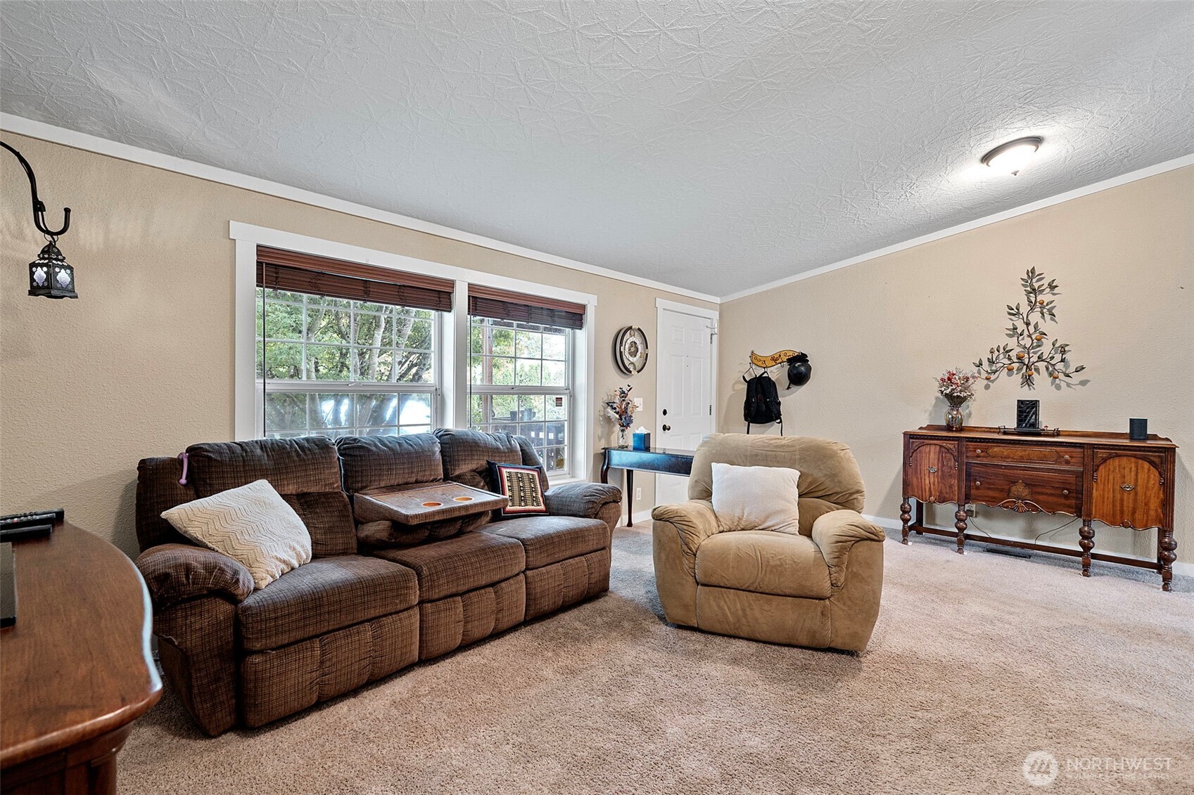 12418 143rd Avenue Property Photo 3