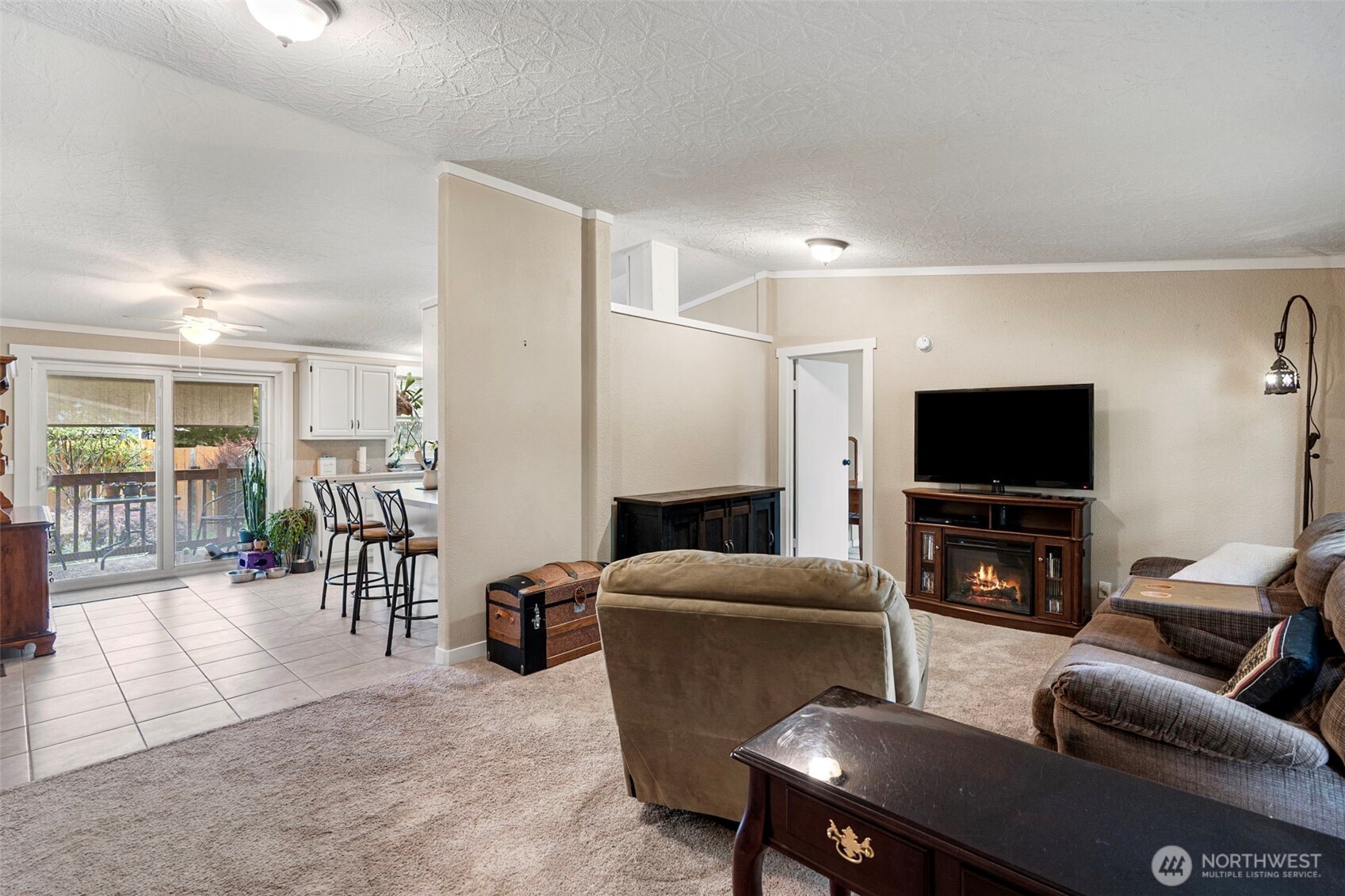 12418 143rd Avenue Property Photo 4