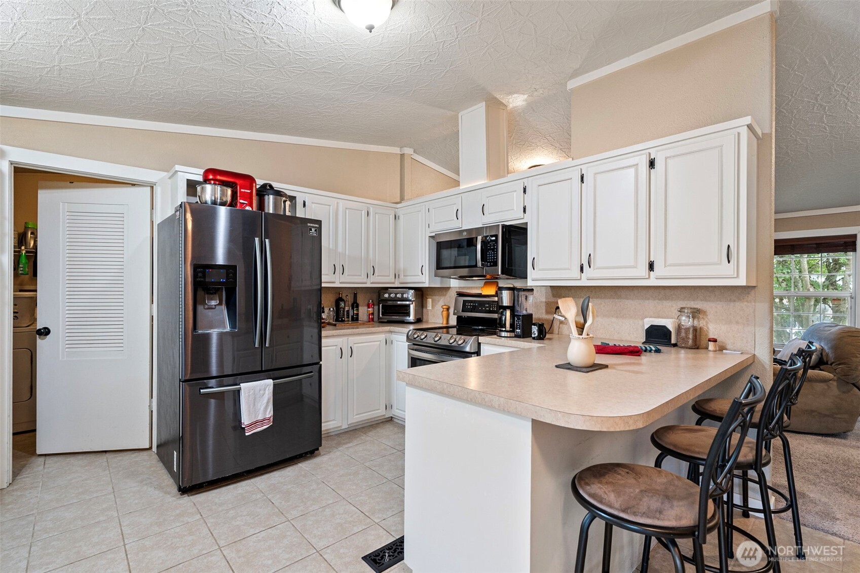 12418 143rd Avenue Property Photo 8