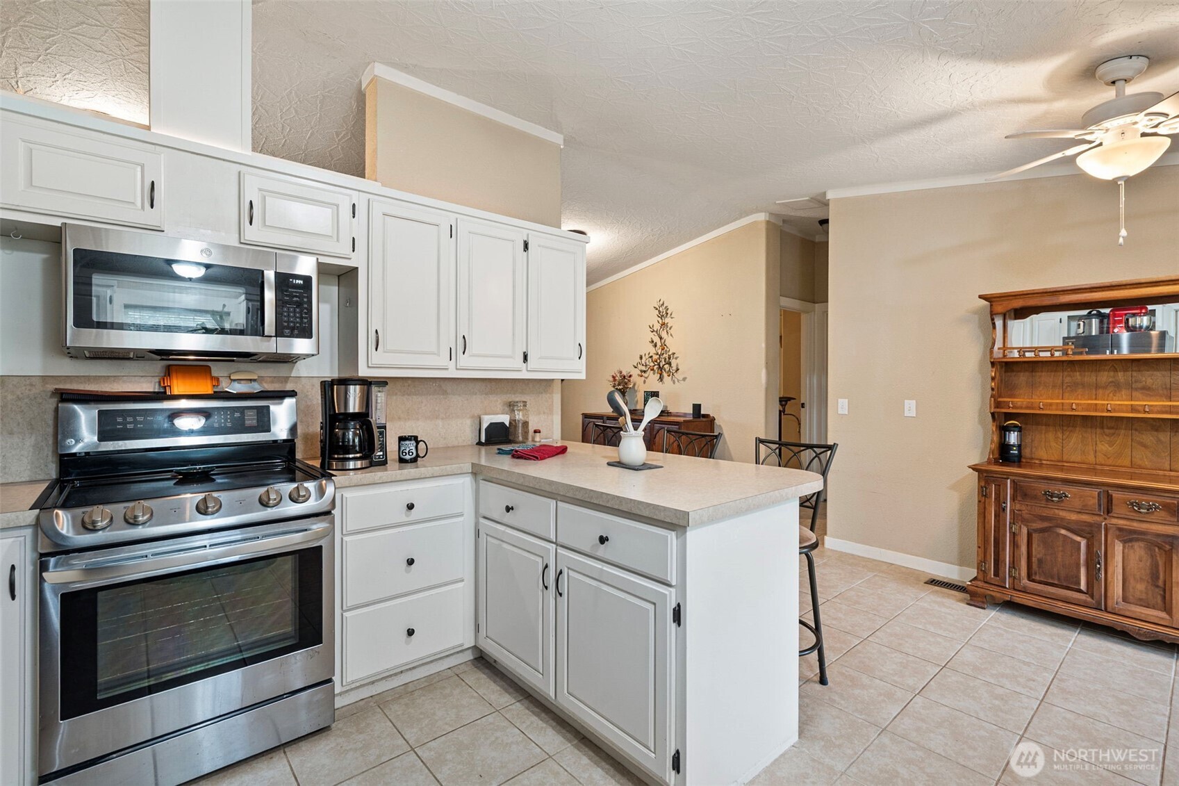 12418 143rd Avenue Property Photo 9