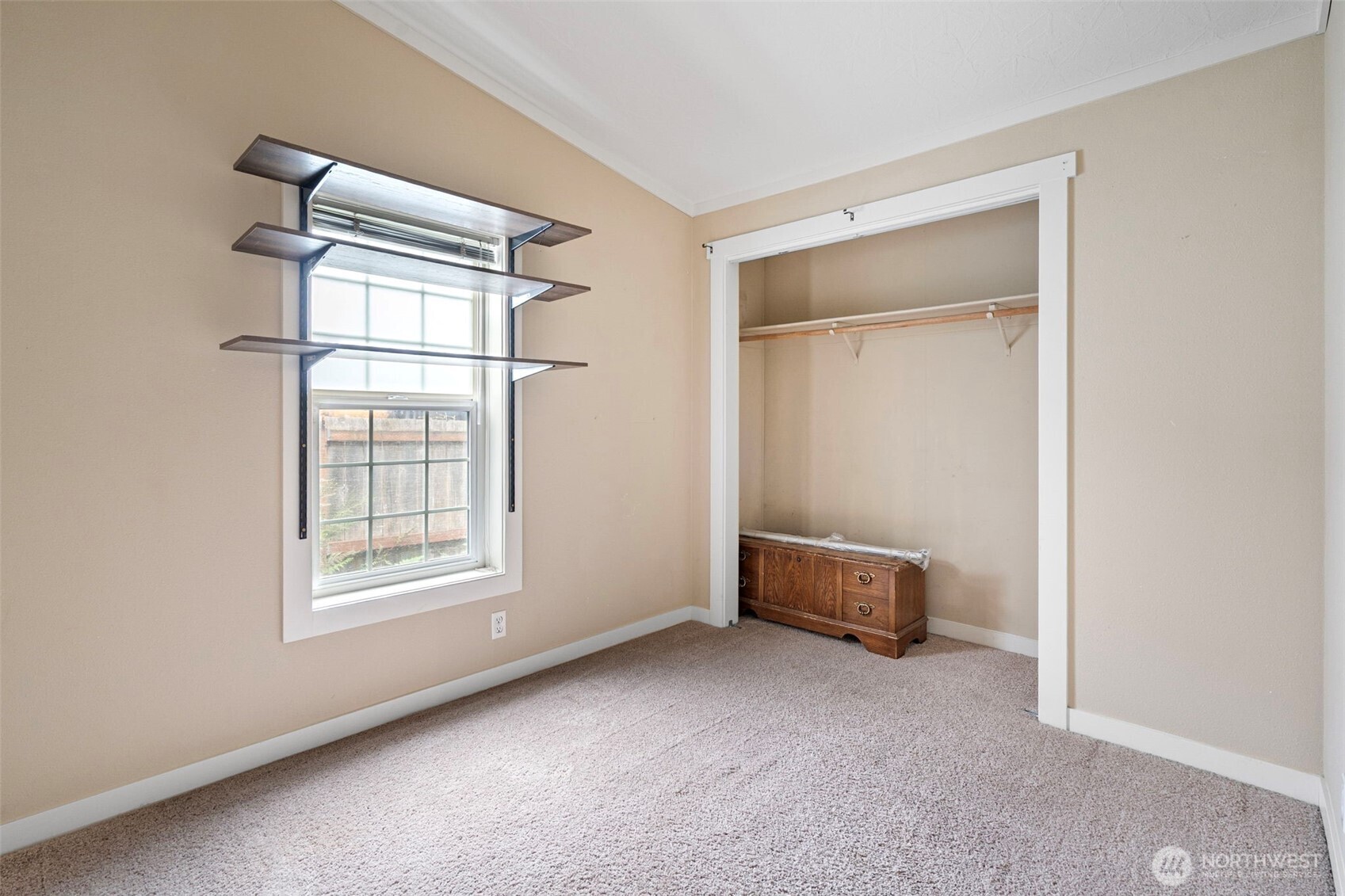 12418 143rd Avenue Property Photo 12