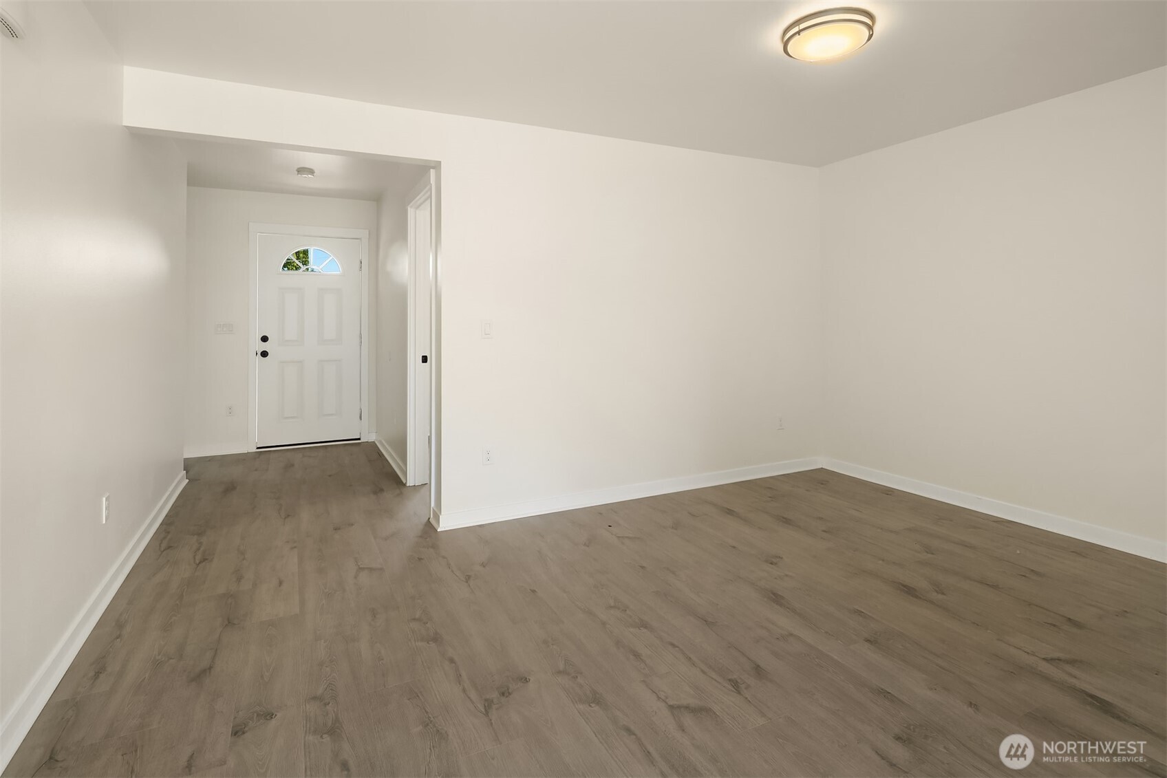 513 4th Street Property Photo 2