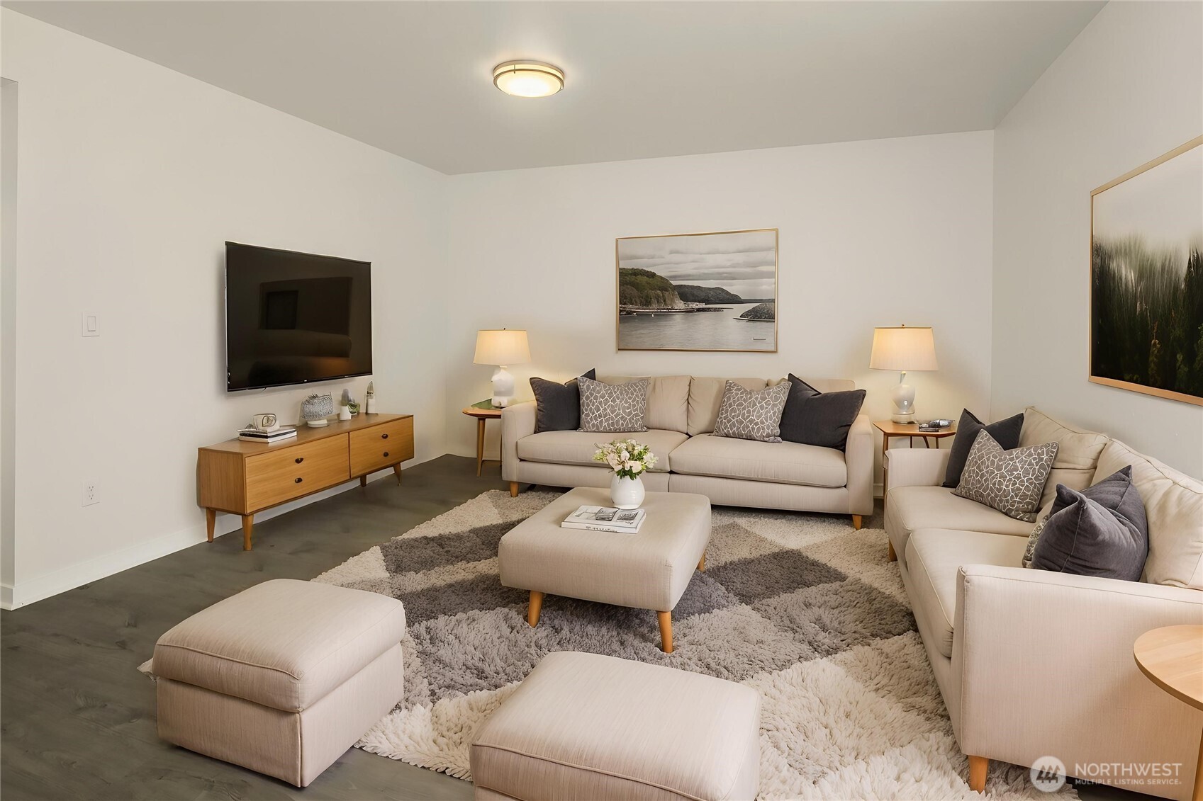 513 4th Street Property Photo 3