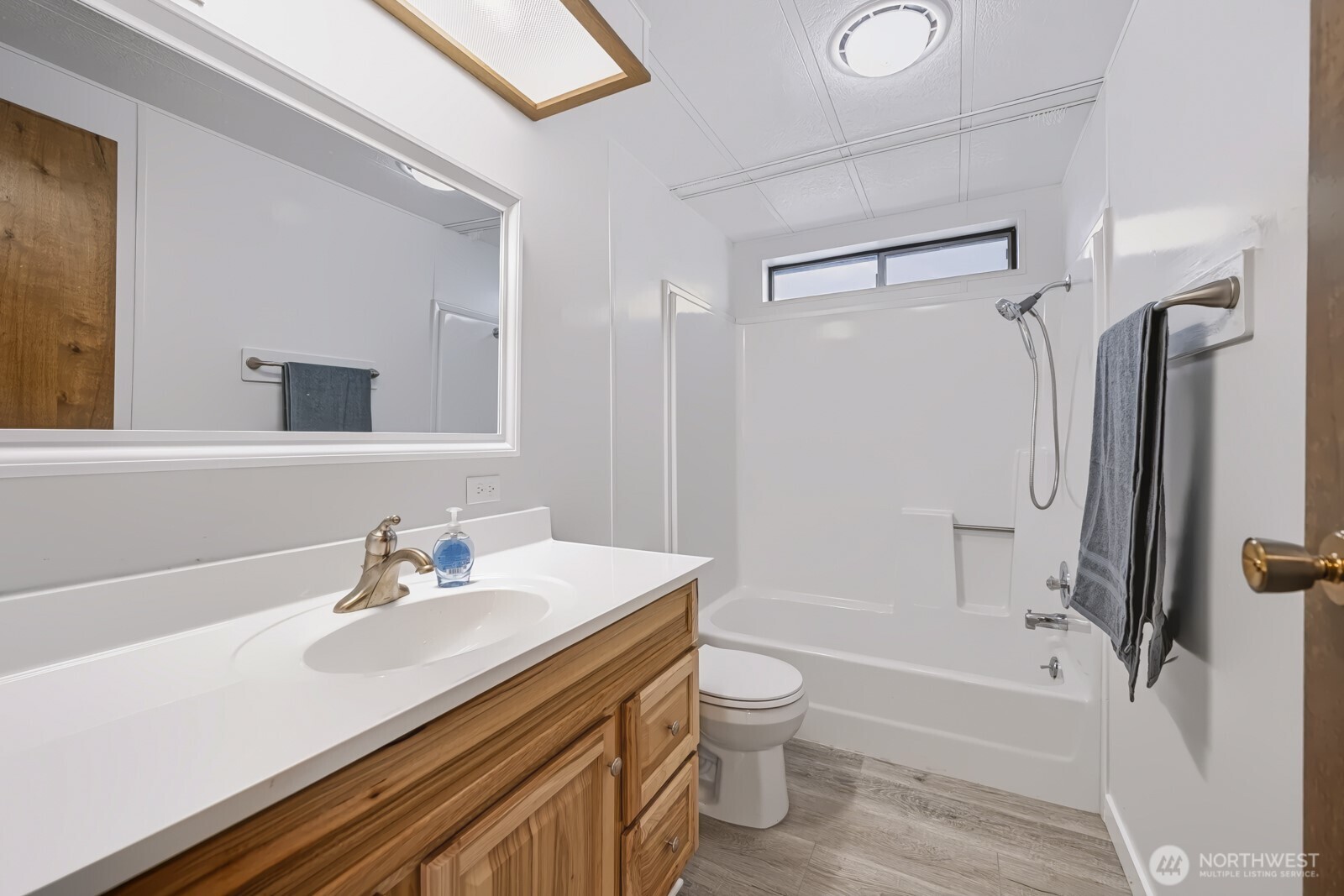 2240 W Broadway Avenue 6 Property Photo 6