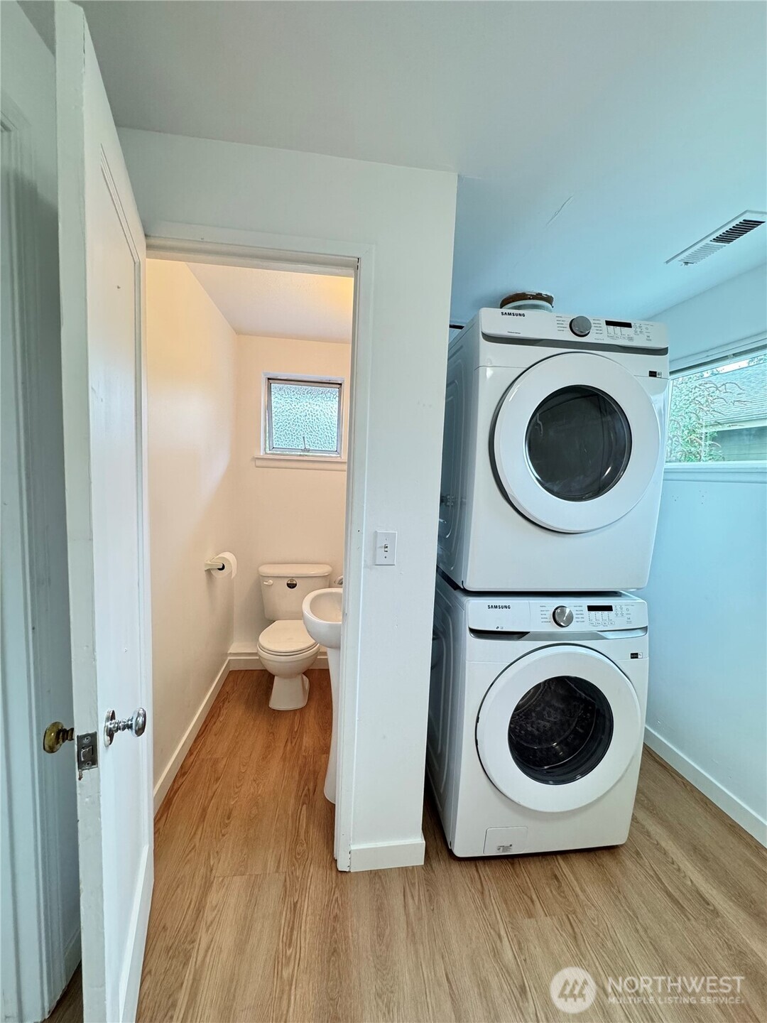 6311 188th Street Property Photo 3