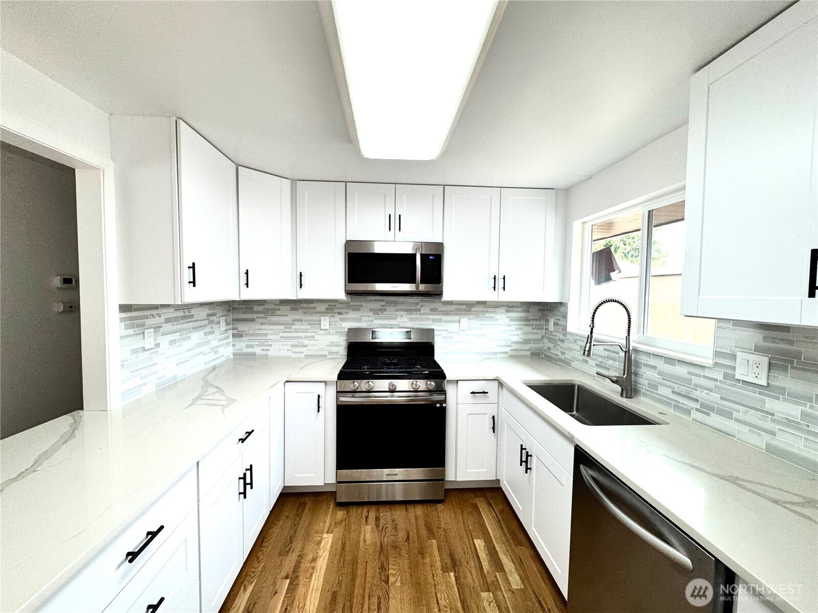 6311 188th Street Property Photo 16