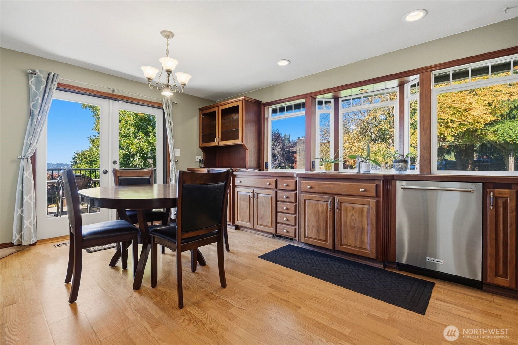 6629 63rd Street Property Photo 10