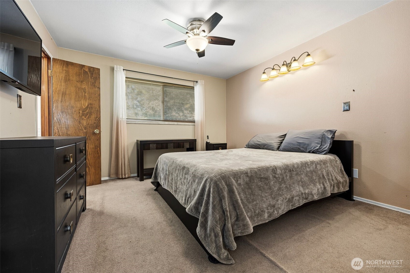 6629 63rd Street Property Photo 13