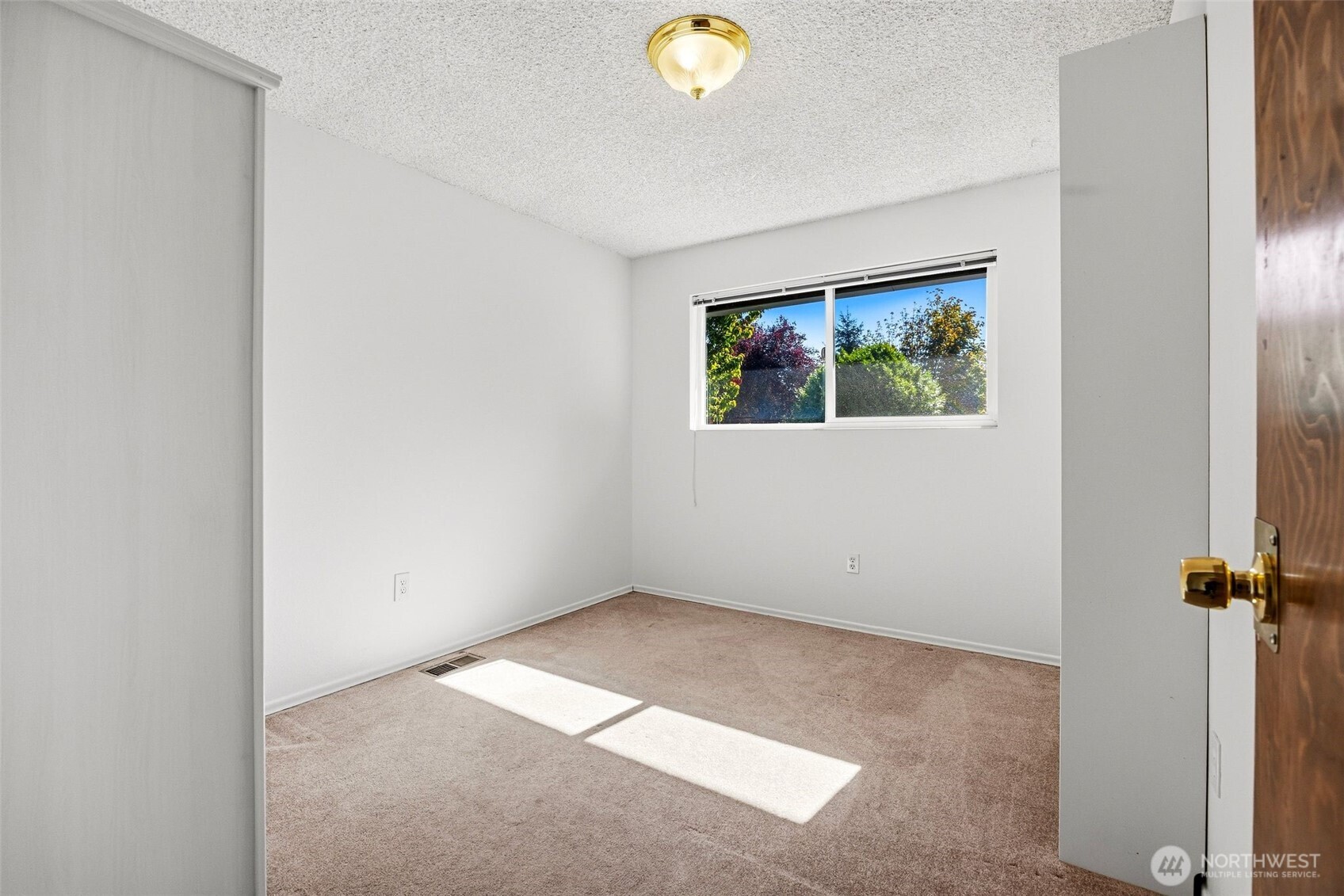 6629 63rd Street Property Photo 20