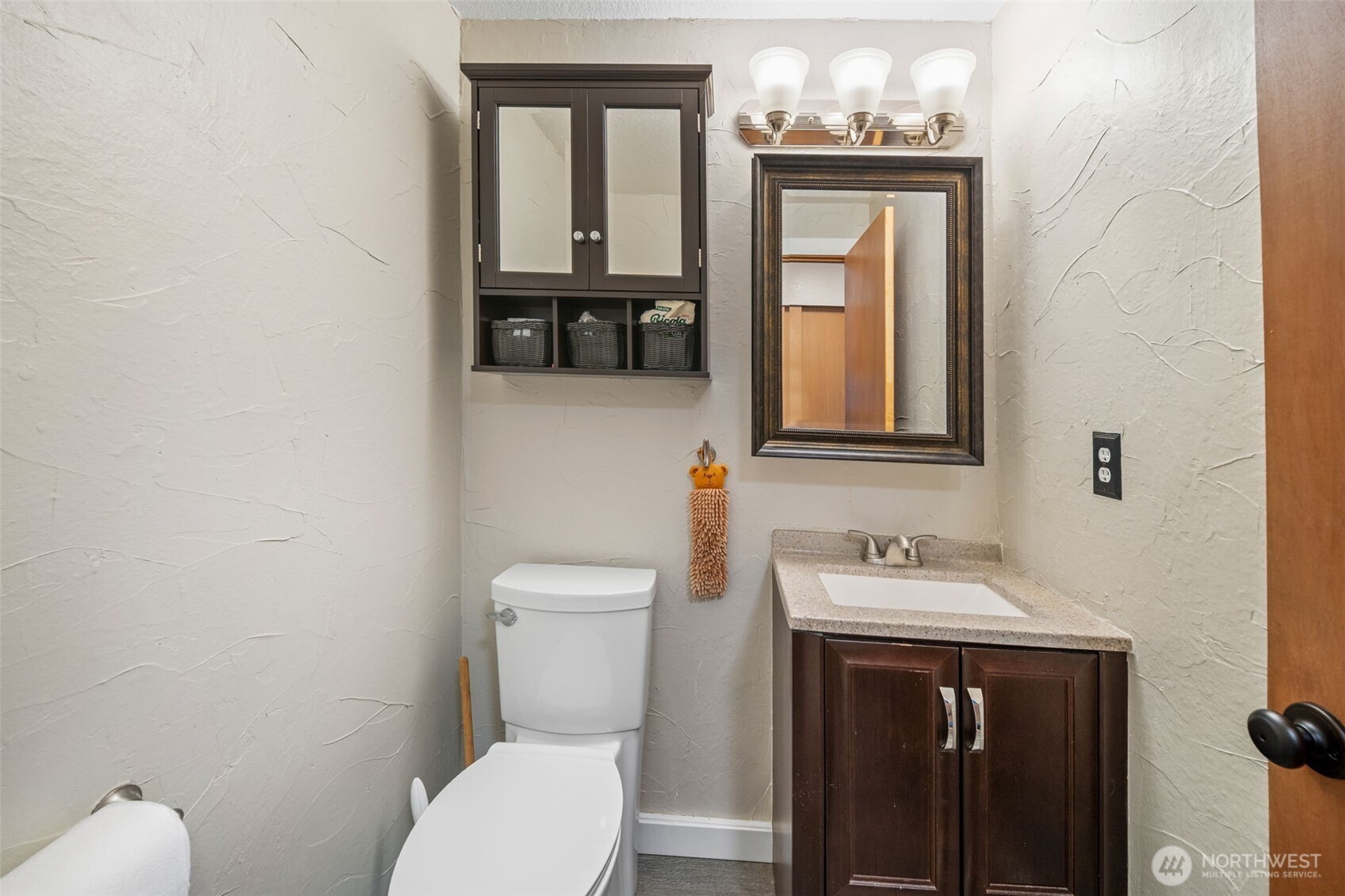 6121 58th Avenue Property Photo 8