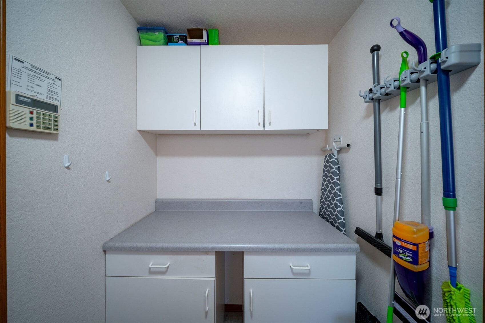 6121 58th Avenue Property Photo 16