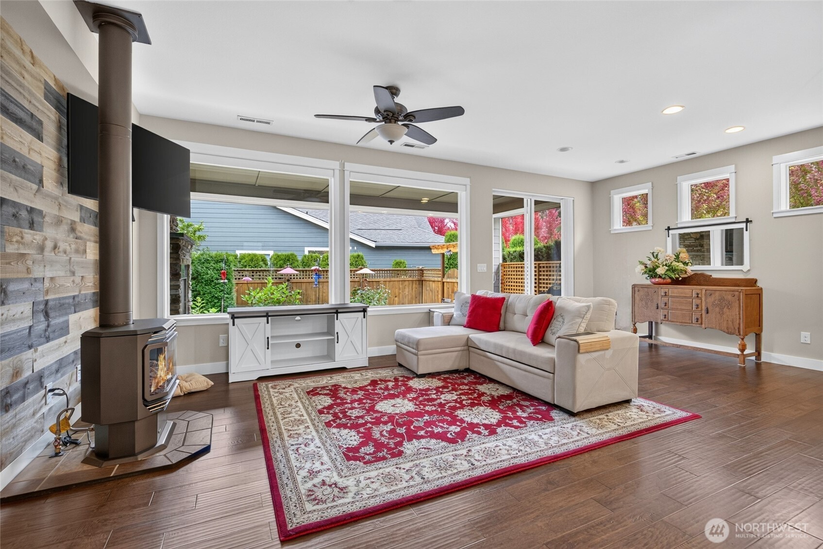 19207 146th Street Property Photo 10