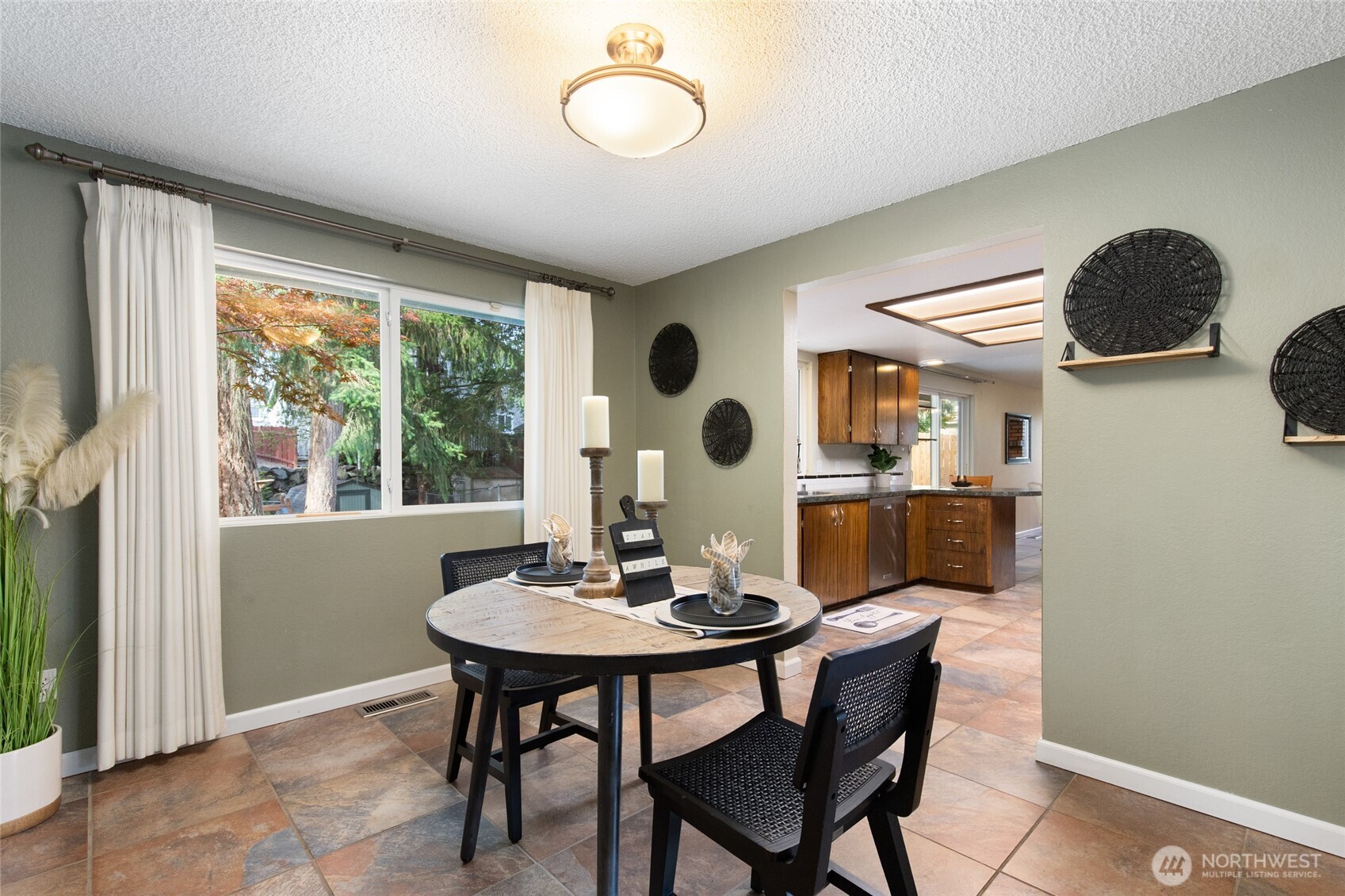 12524 25th Avenue Property Photo 9