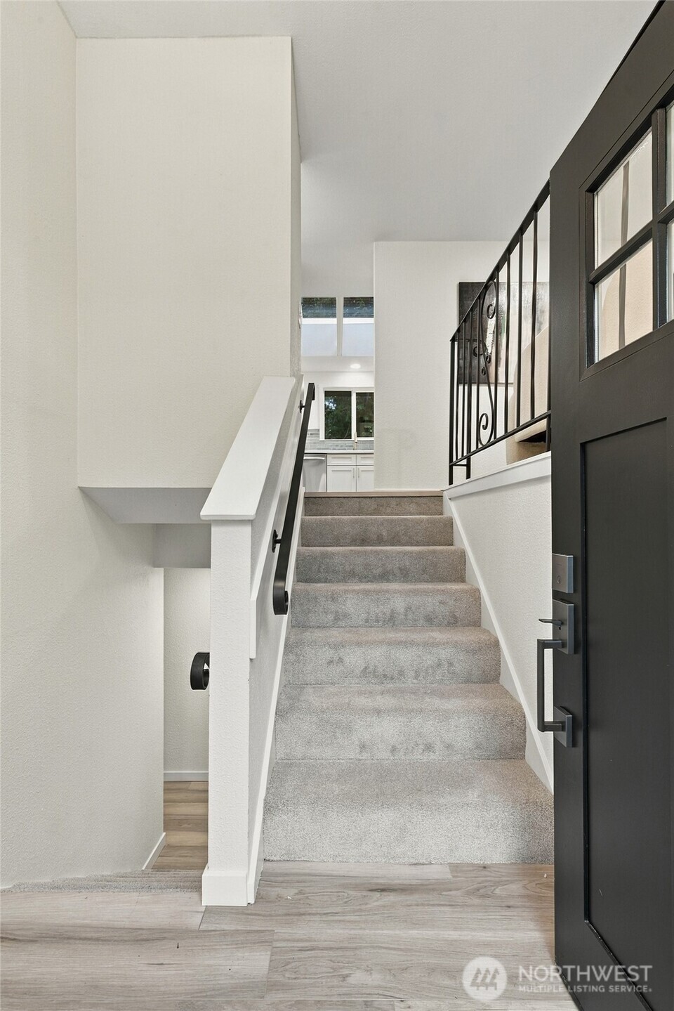 14103 1st Avenue Property Photo 2