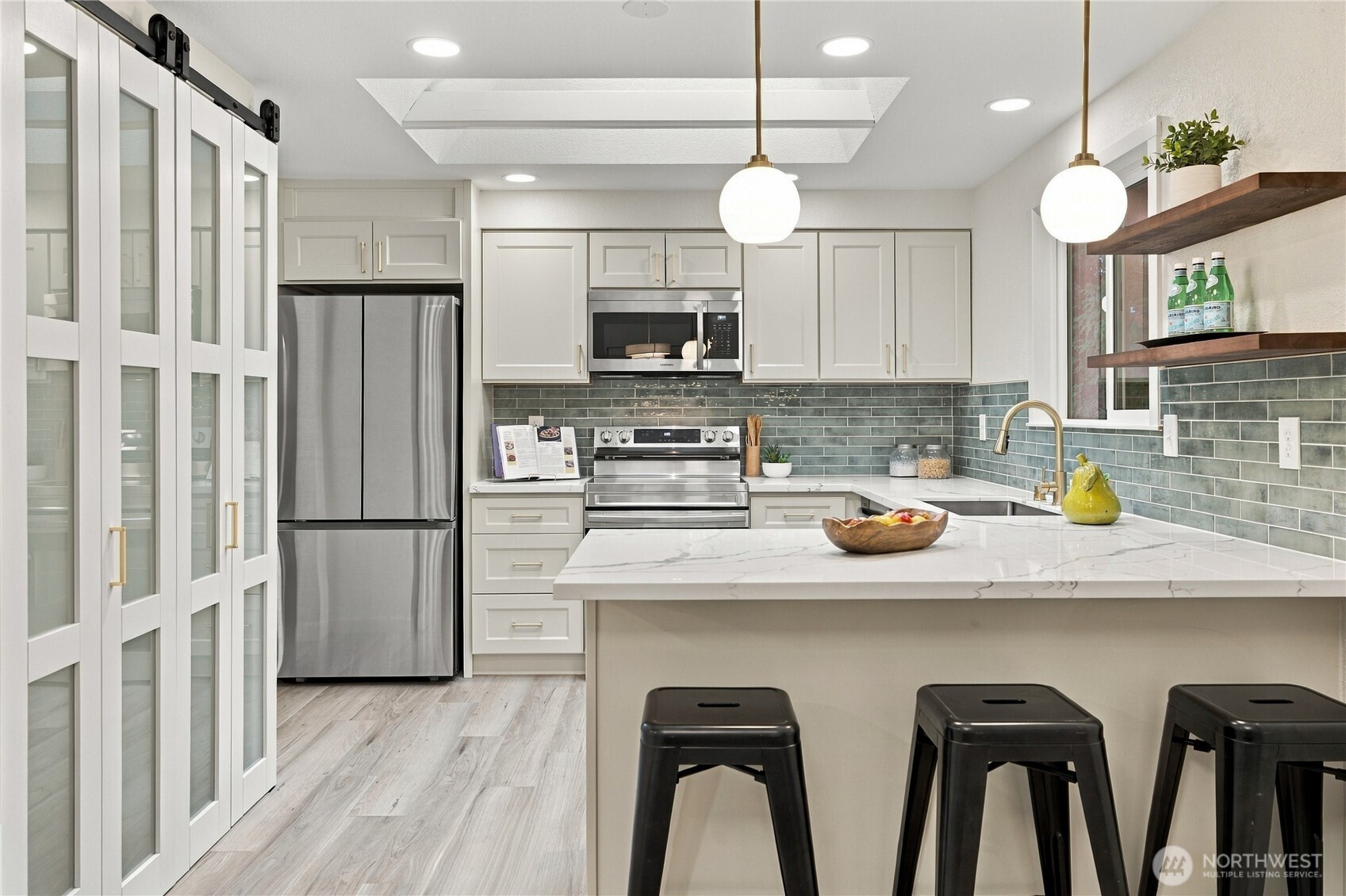 14103 1st Avenue Property Photo 6