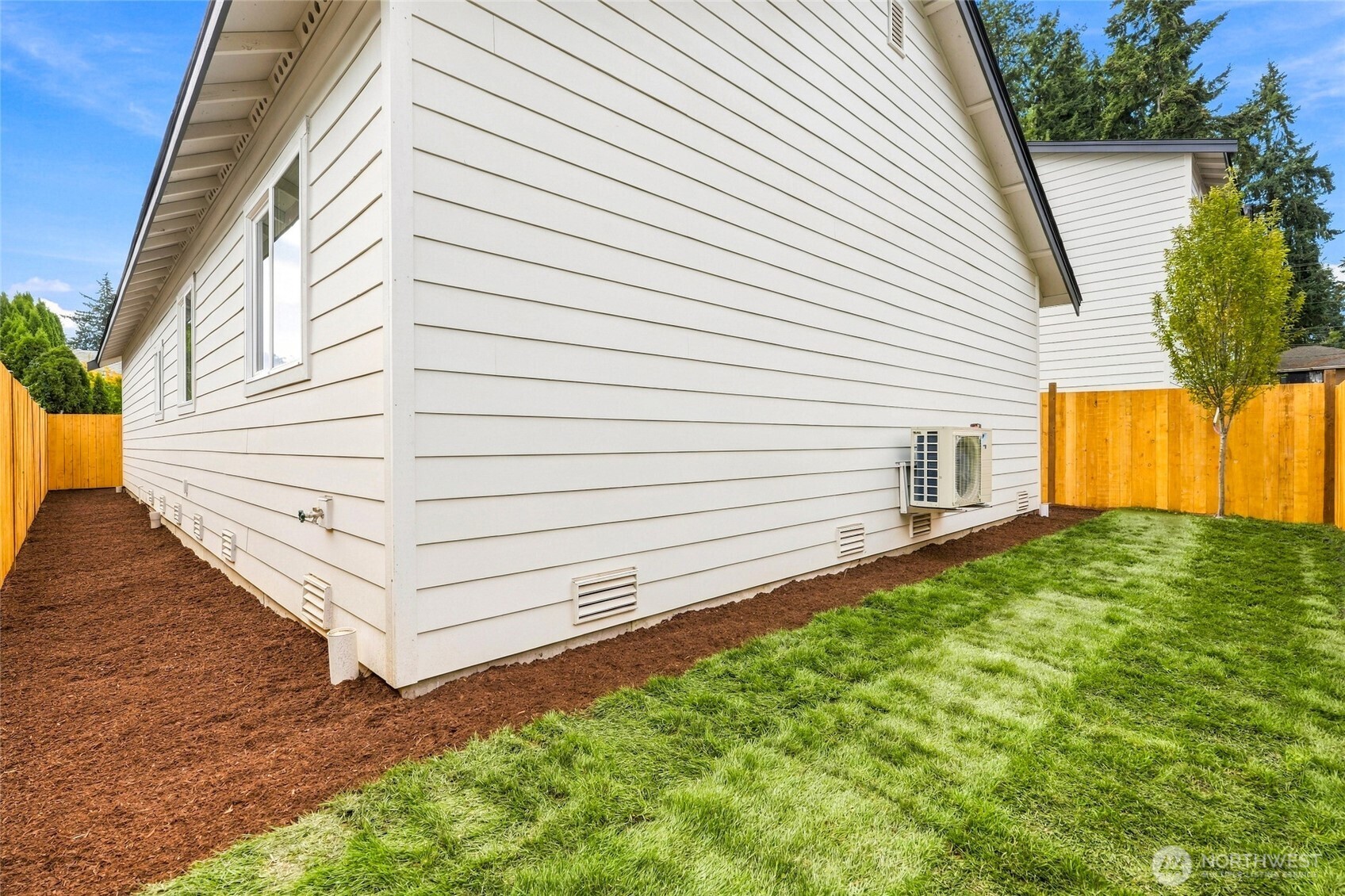 5513 Fleming Street C Property Photo 16
