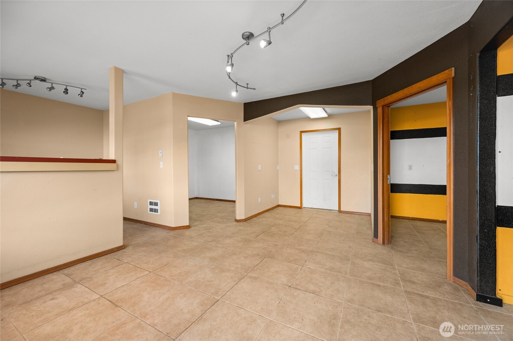 17160 Dike Road Property Photo 31