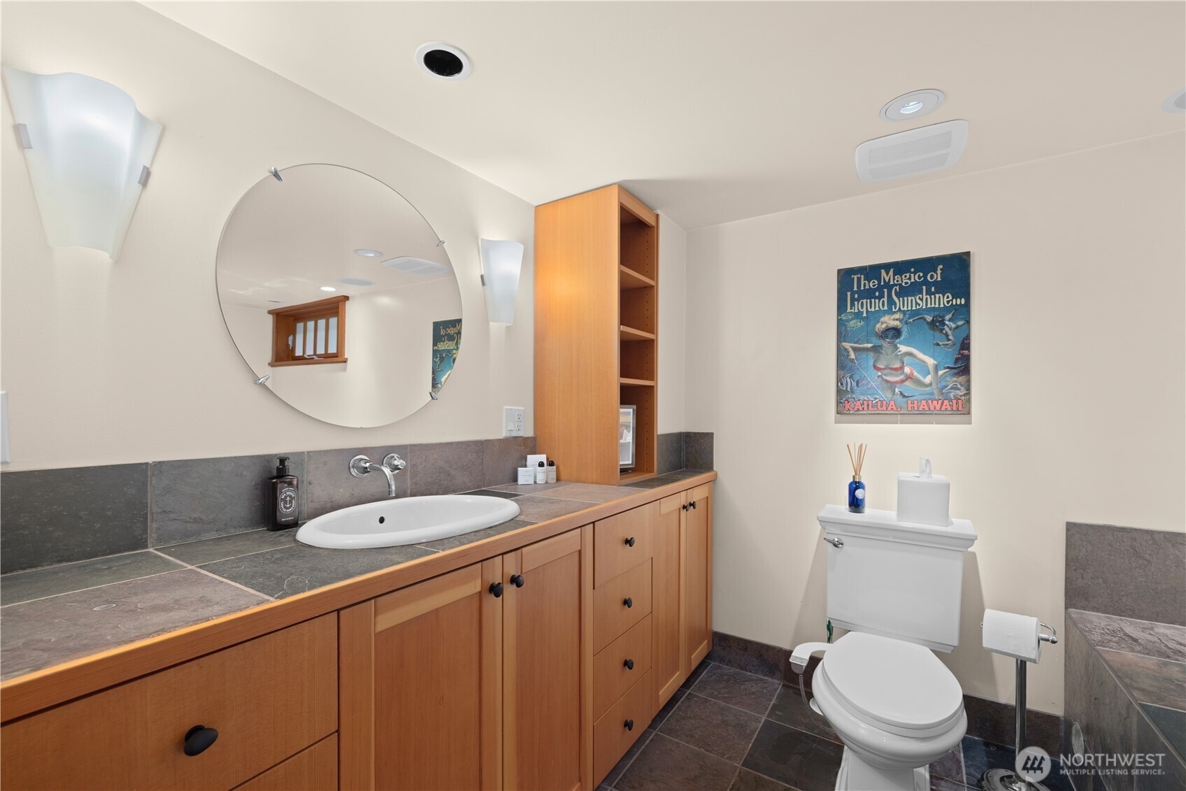1537 Thorndyke Avenue Property Photo 30