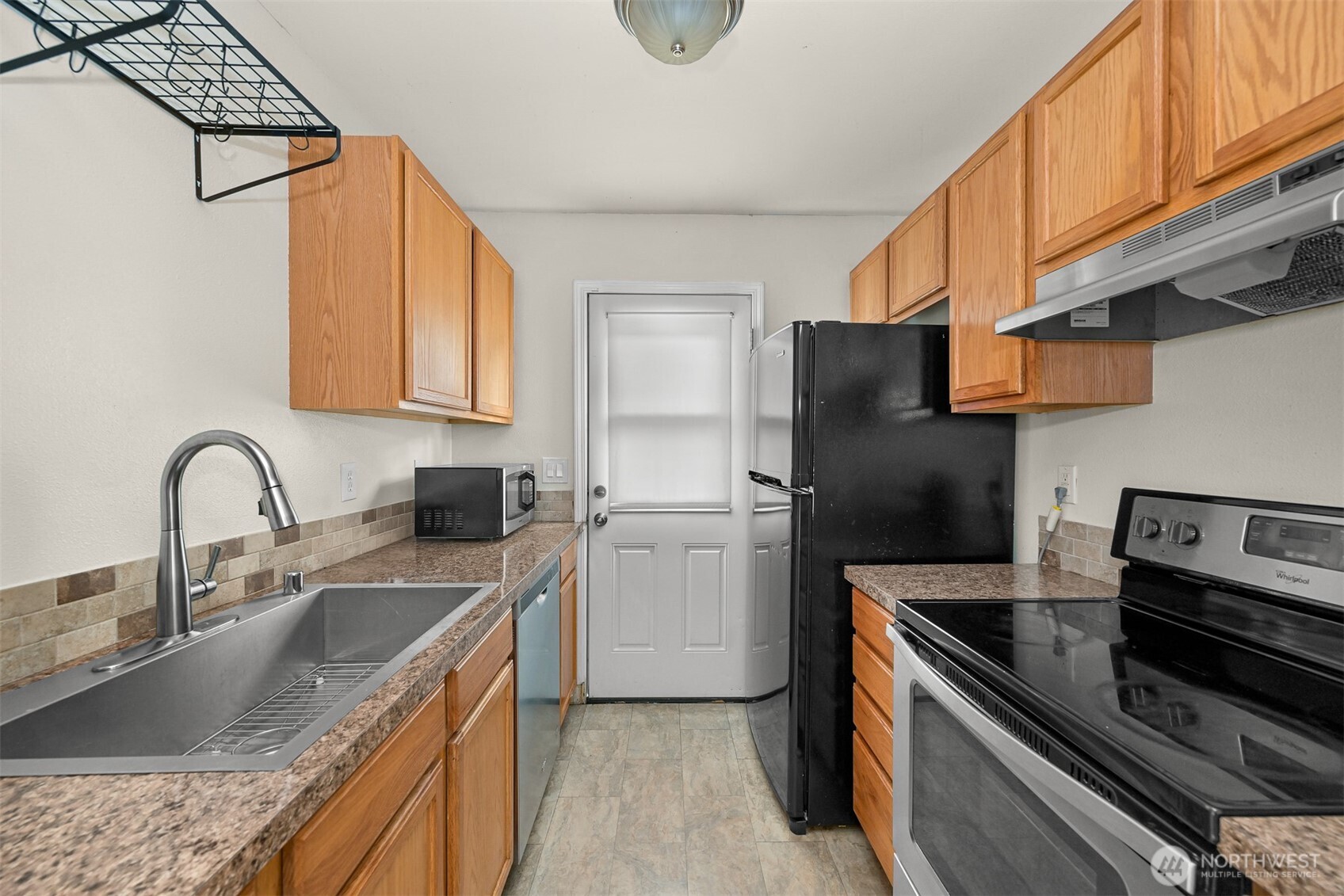 1906 N 30th Street Property Photo 5