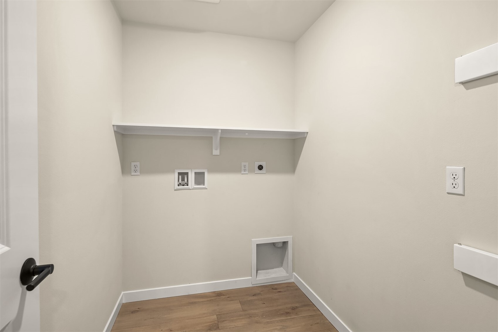 14576 Westminster Way Property Photo 24