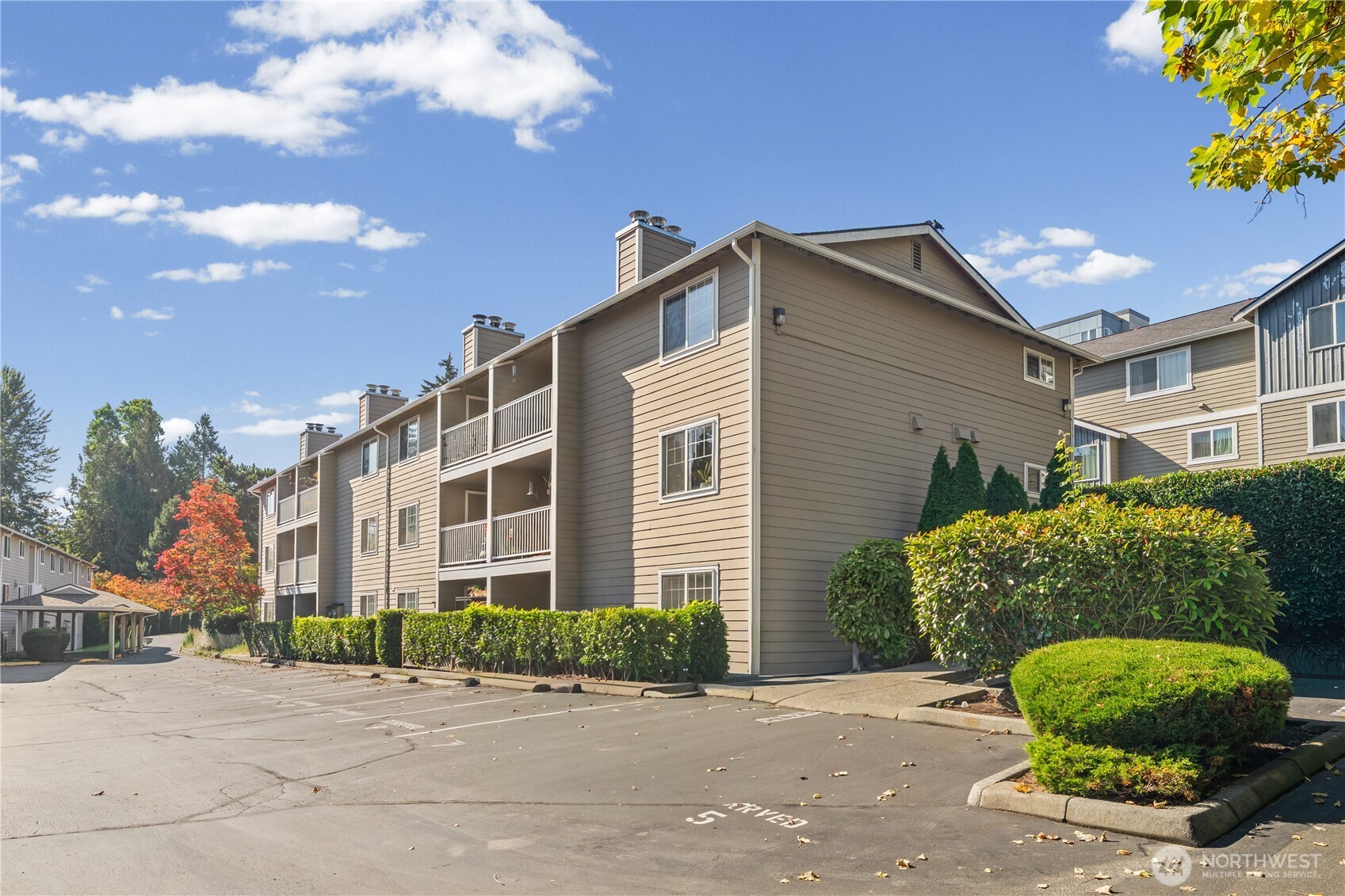 1132 N 198th Street C302 Property Photo 3
