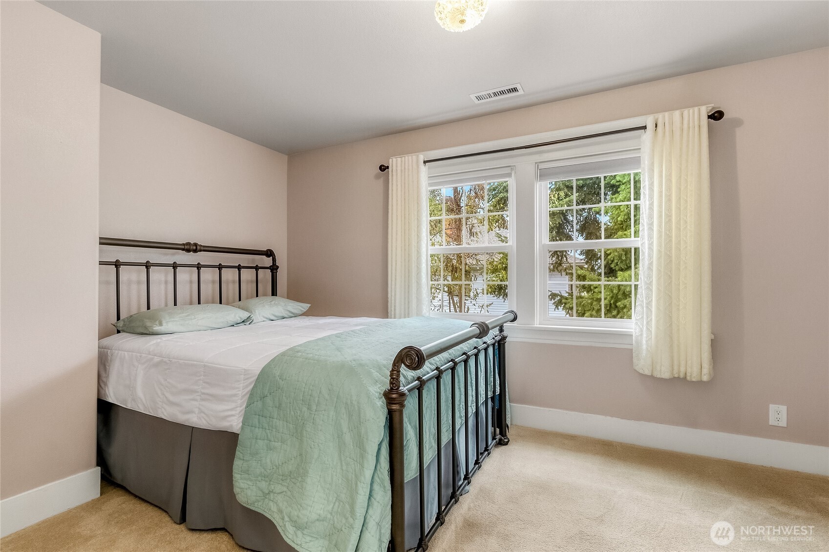 1116 Isaacs Avenue Property Photo 25