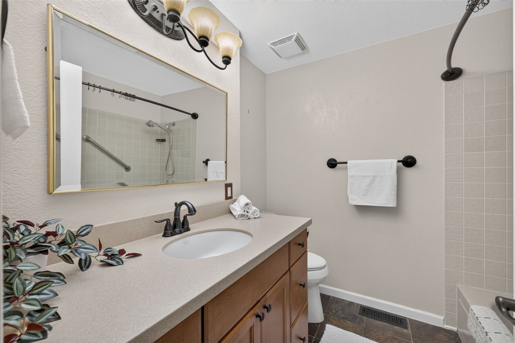 806 Kodiak Drive Property Photo 22