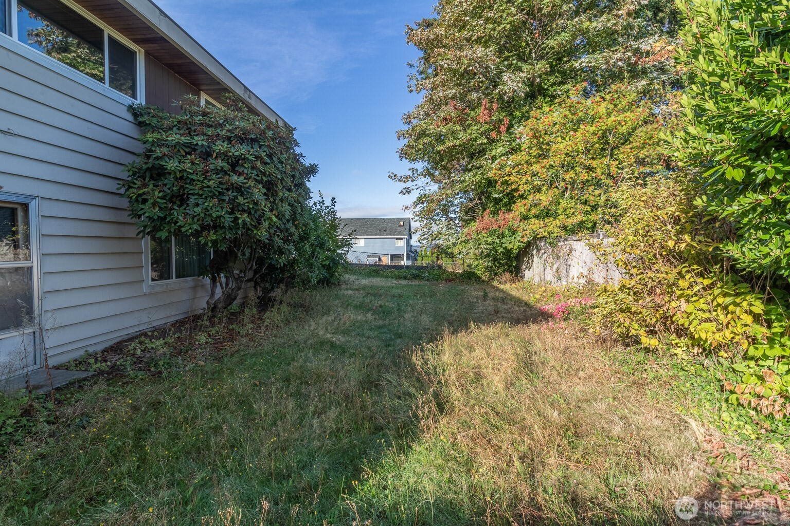 1210 N 33rd Place Property Photo 10