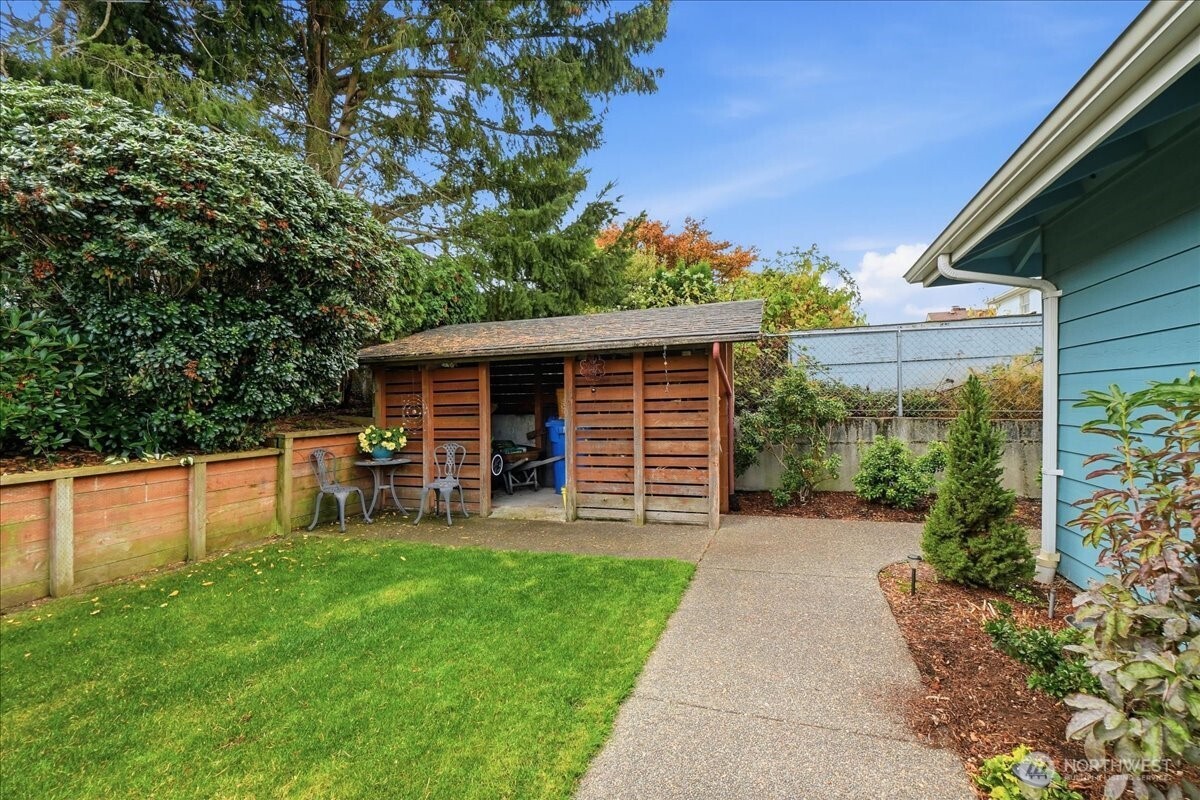 6514 N Hale Street Property Photo 29