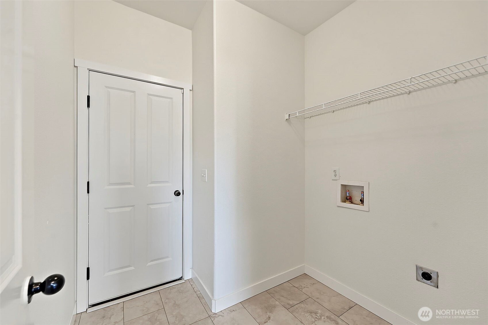 10005 Cochrane Avenue Property Photo 25