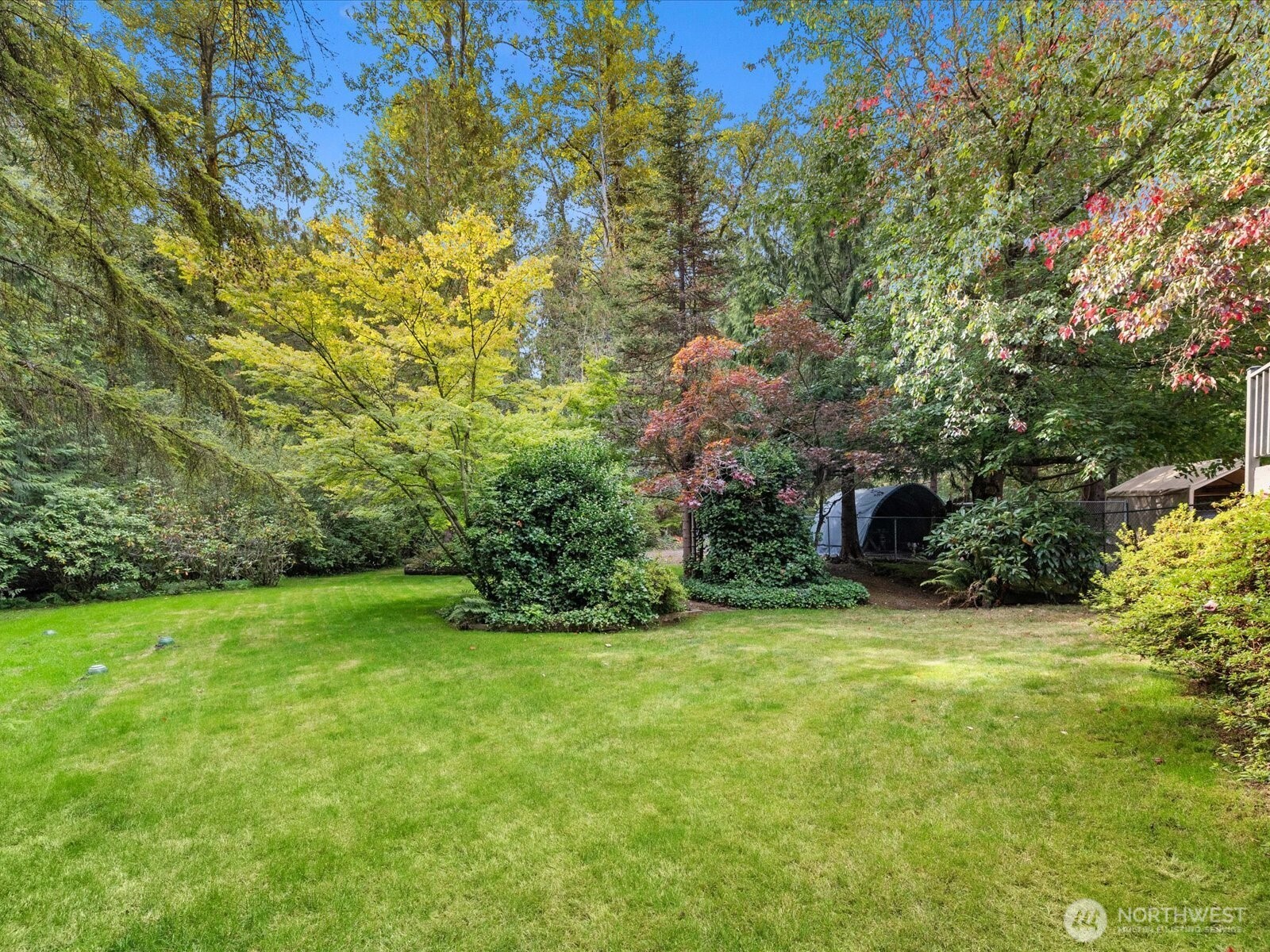 19104 Waverly Drive Property Photo 9