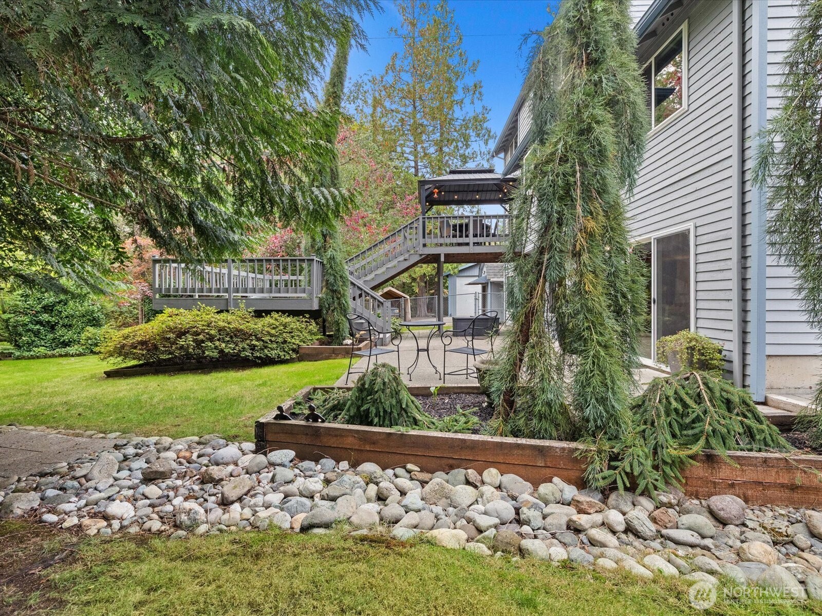 19104 Waverly Drive Property Photo 11