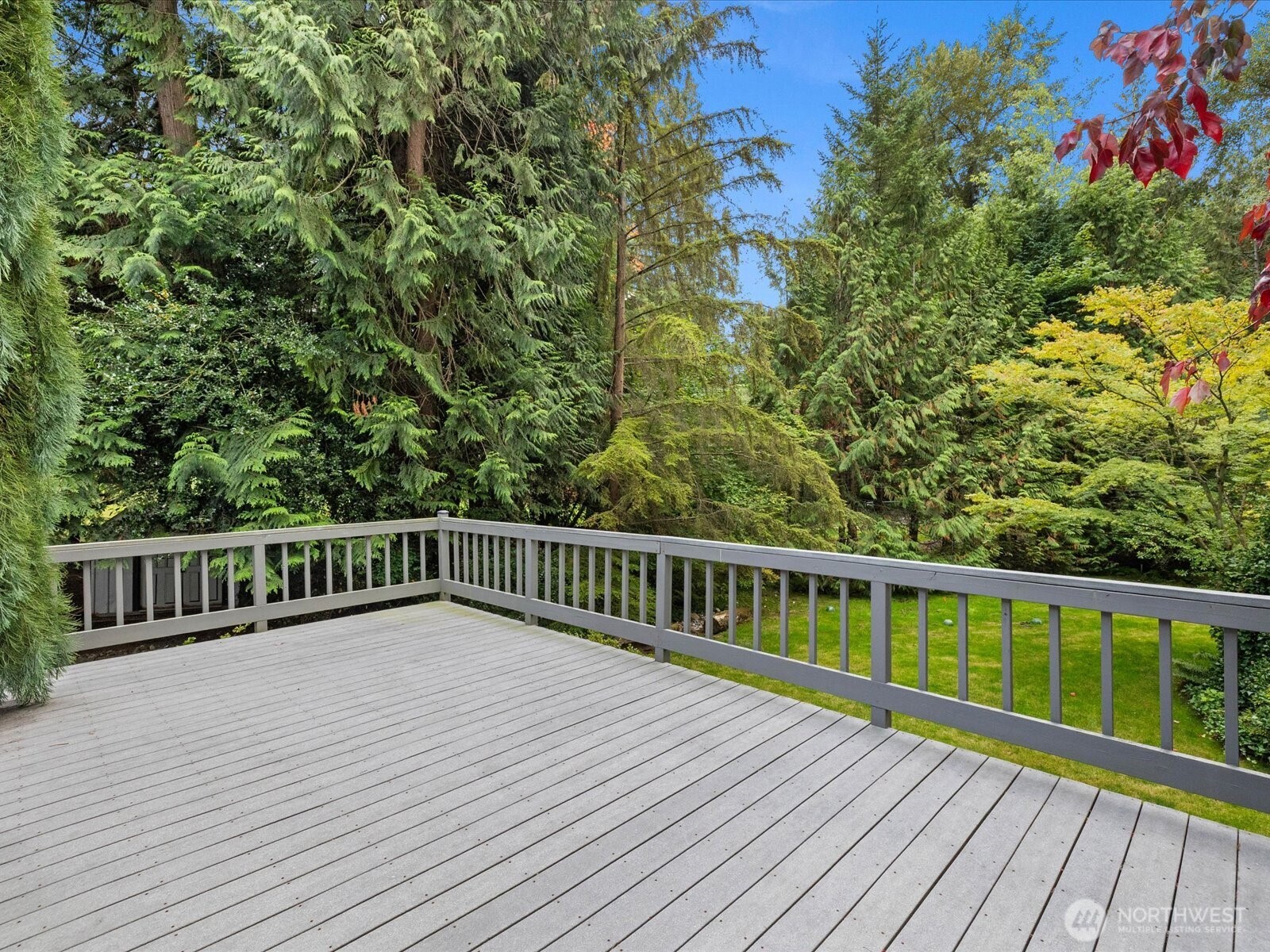 19104 Waverly Drive Property Photo 16