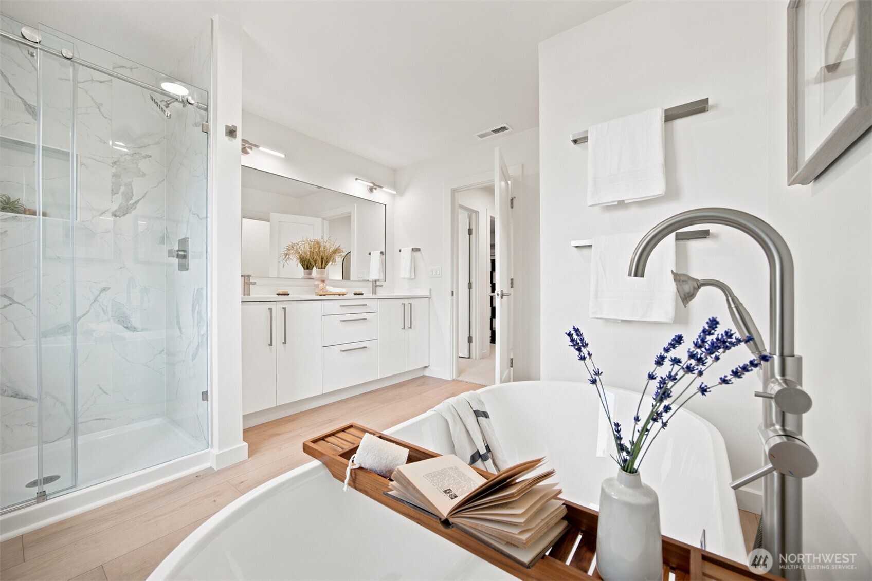 1351 Leighton Street Property Photo 29