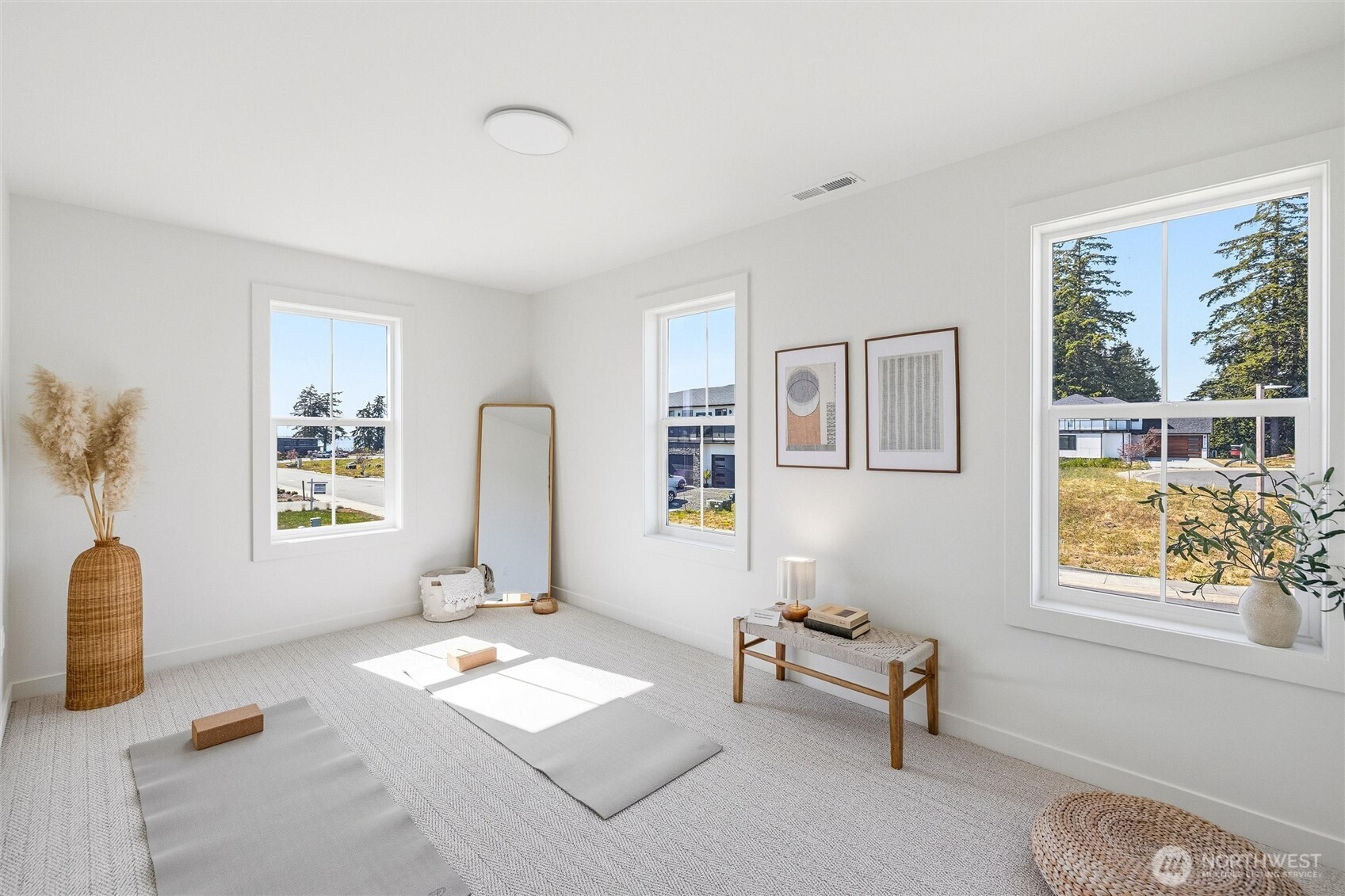 1351 Leighton Street Property Photo 31